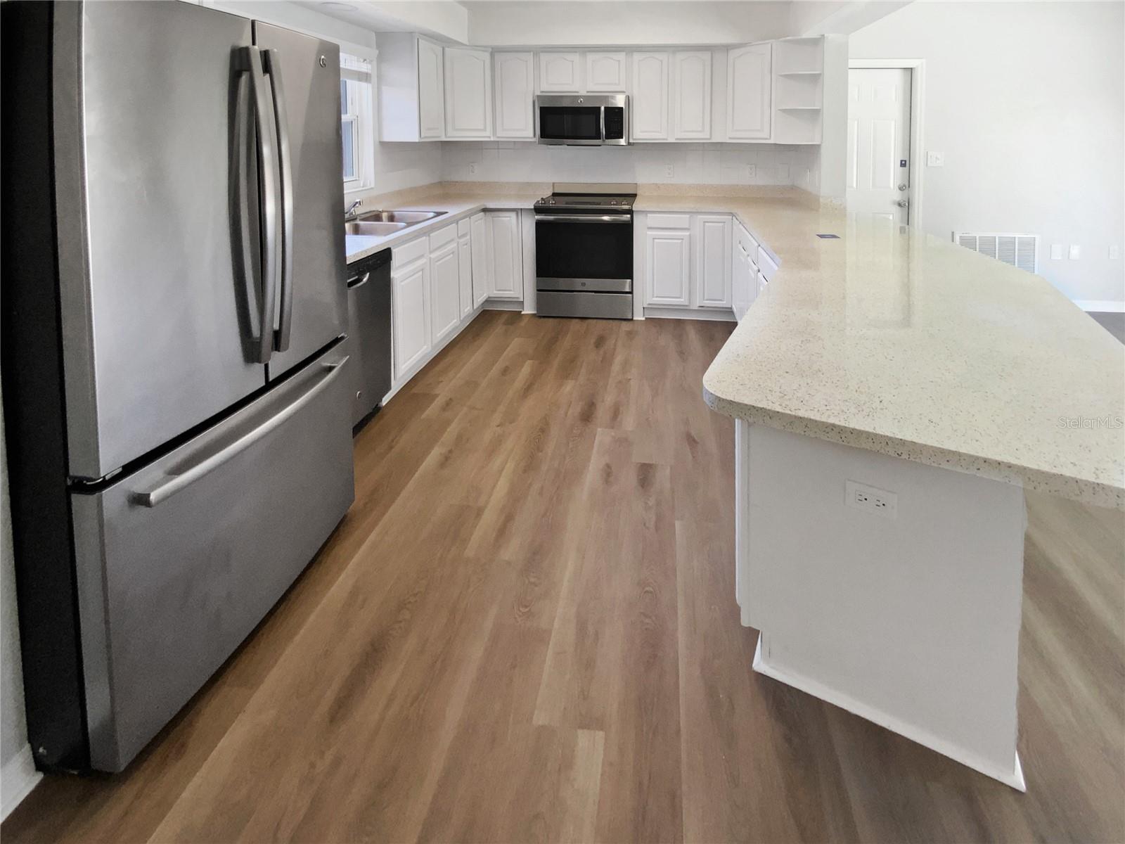 8253 PENWOOD DR, PORT RICHEY, FL, 34668