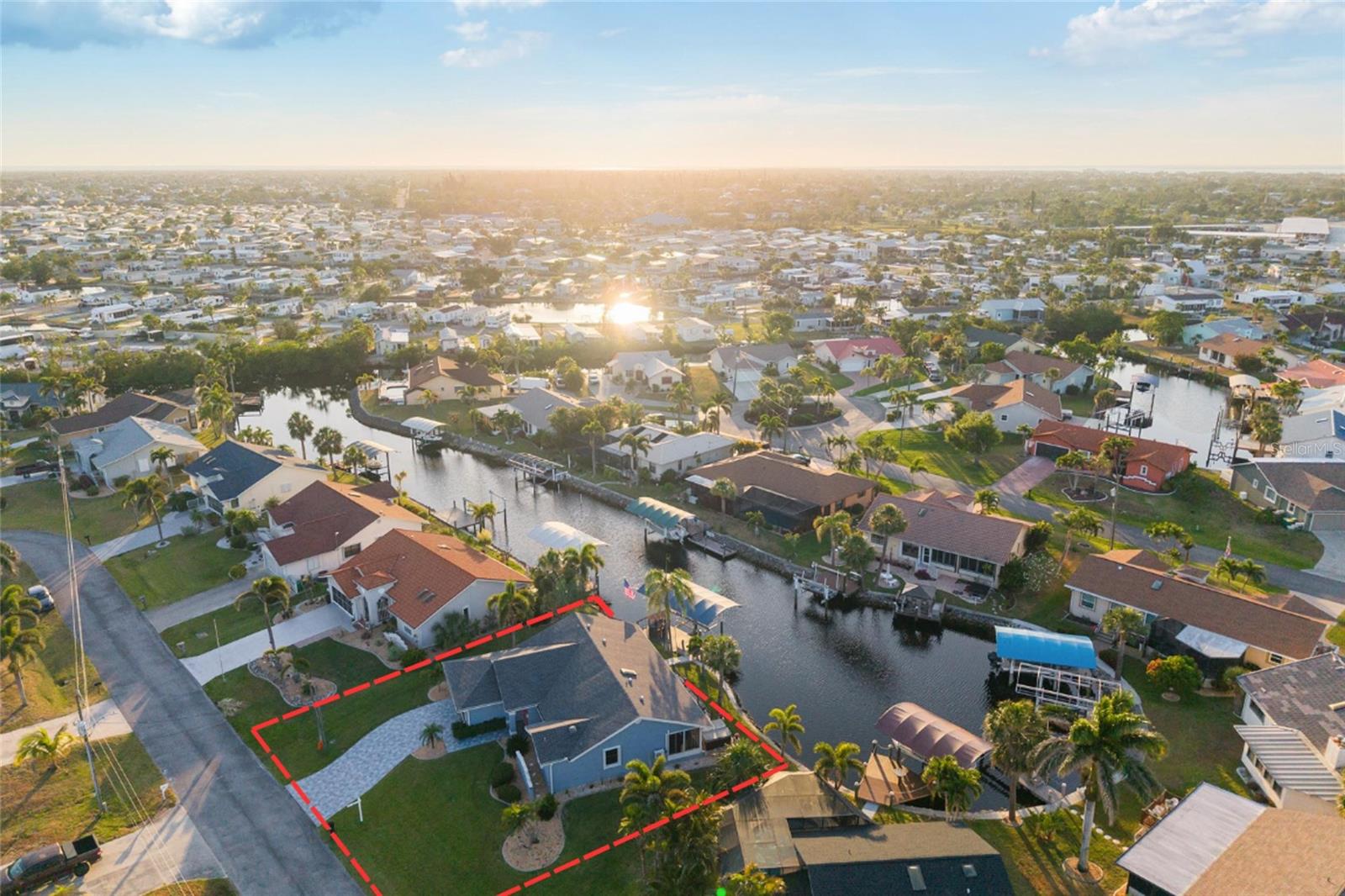 220 SINGAPORE RD, PUNTA GORDA, FL, 33950