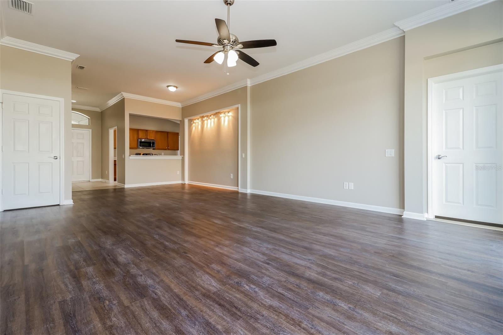 654 WHITE FLOWER WAY, BROOKSVILLE, FL, 34604