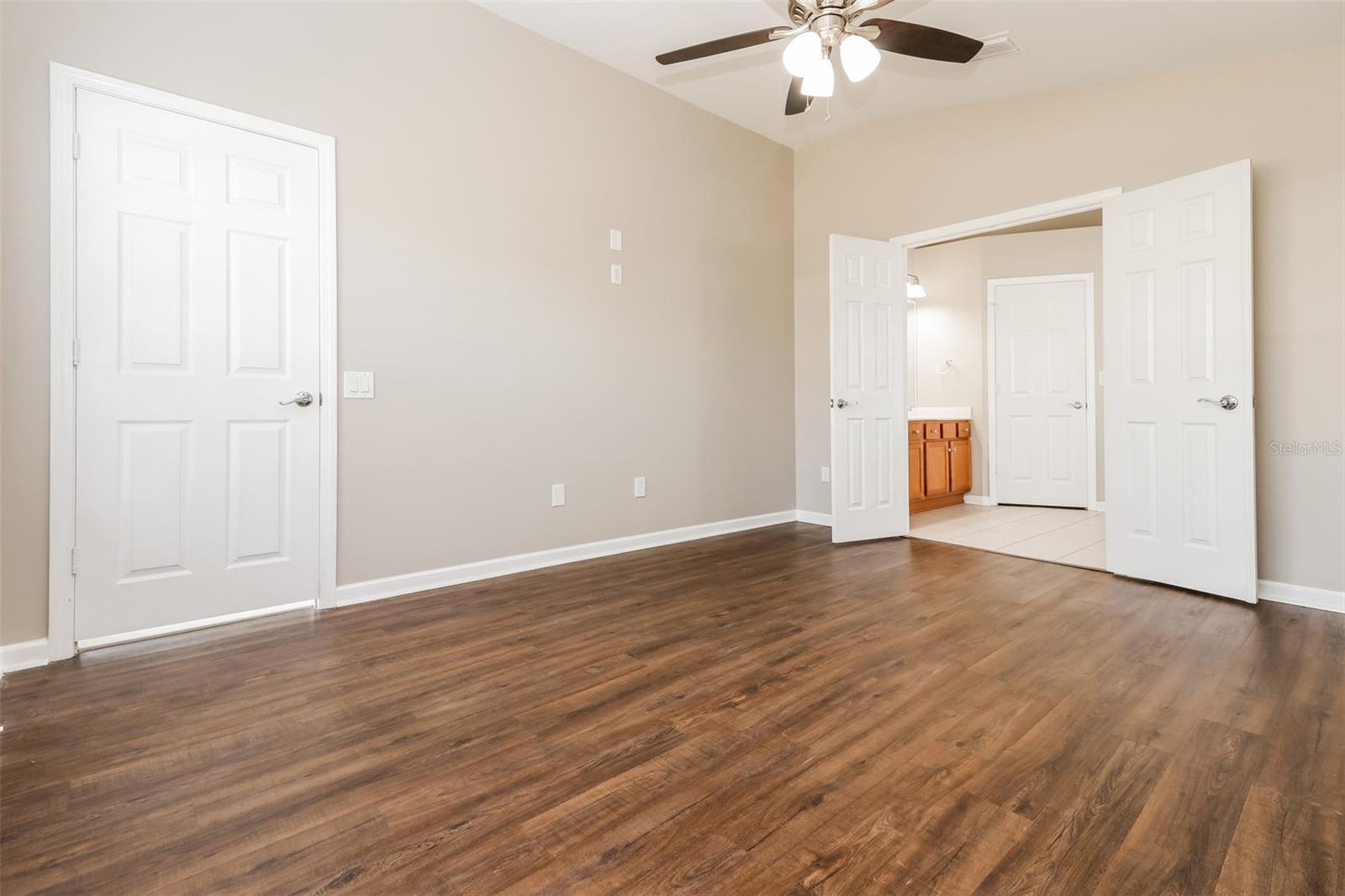 654 WHITE FLOWER WAY, BROOKSVILLE, FL, 34604