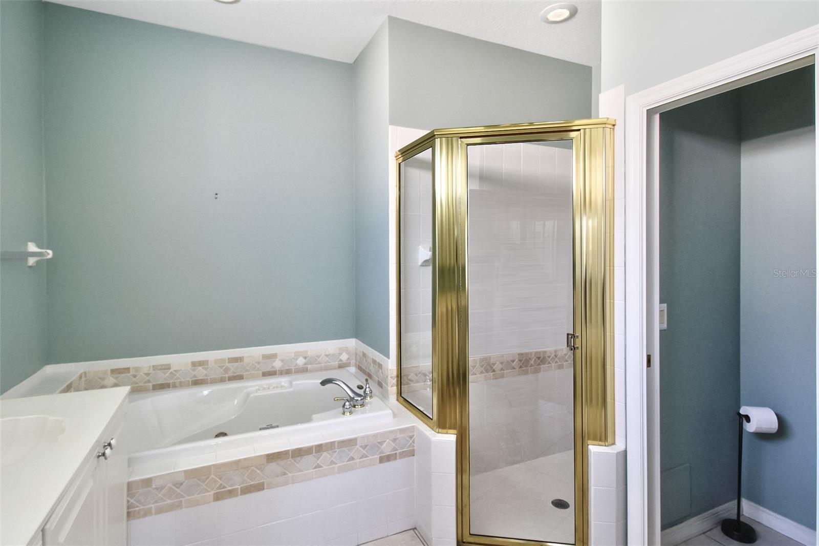 8110 NICE WAY, SARASOTA, FL, 34238