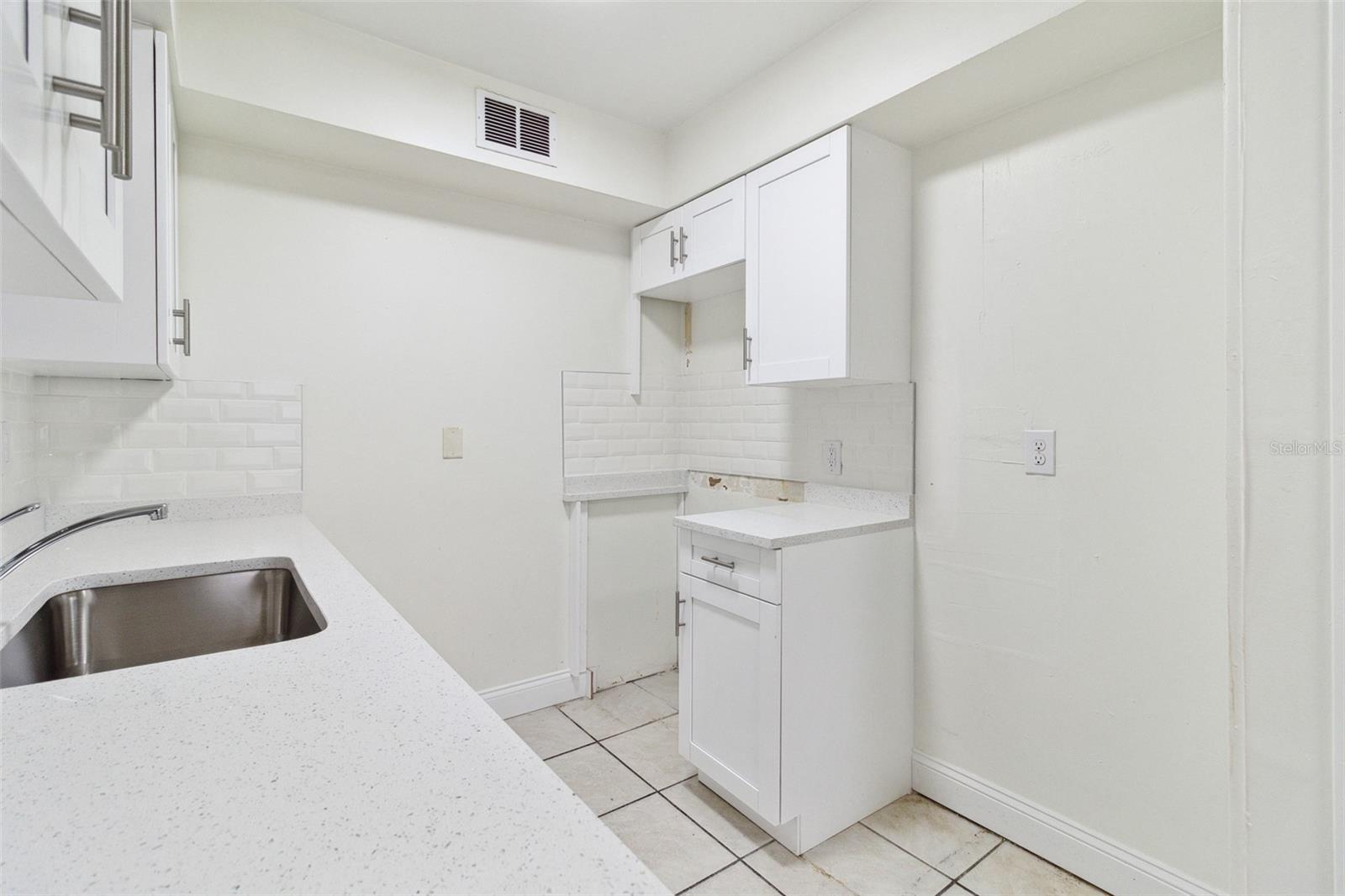 2938 MARKET ST, FORT MYERS, FL, 33916