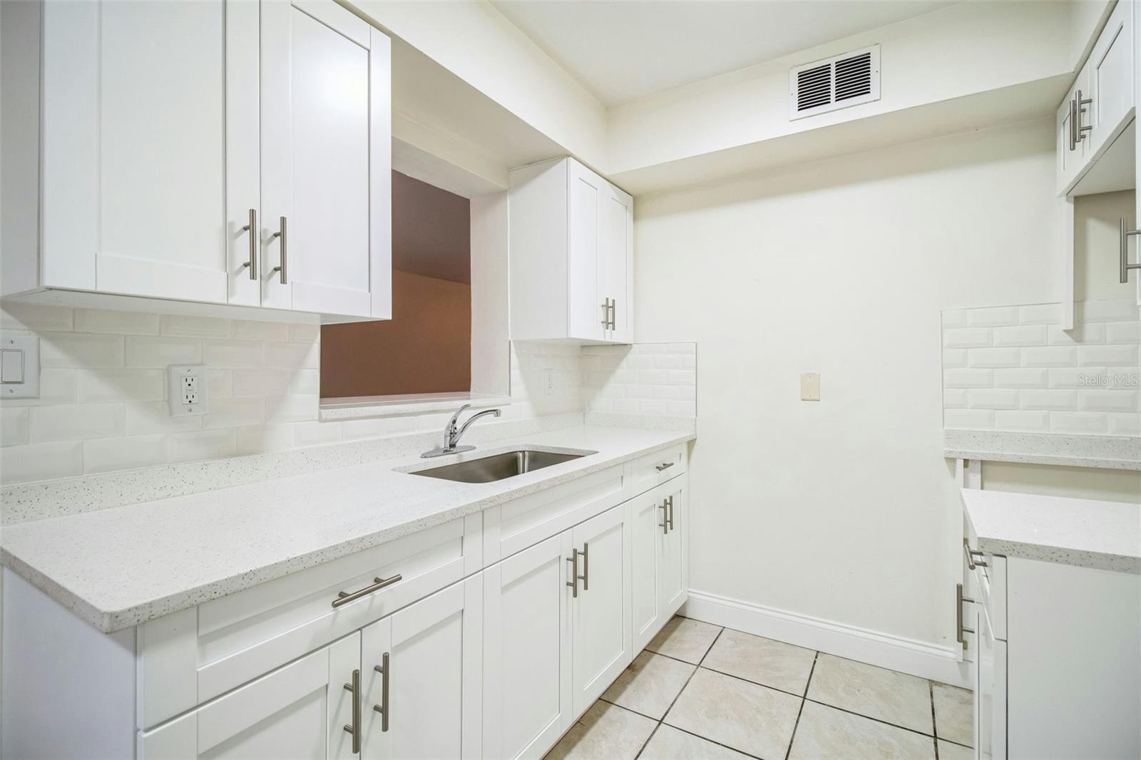 2938 MARKET ST, FORT MYERS, FL, 33916