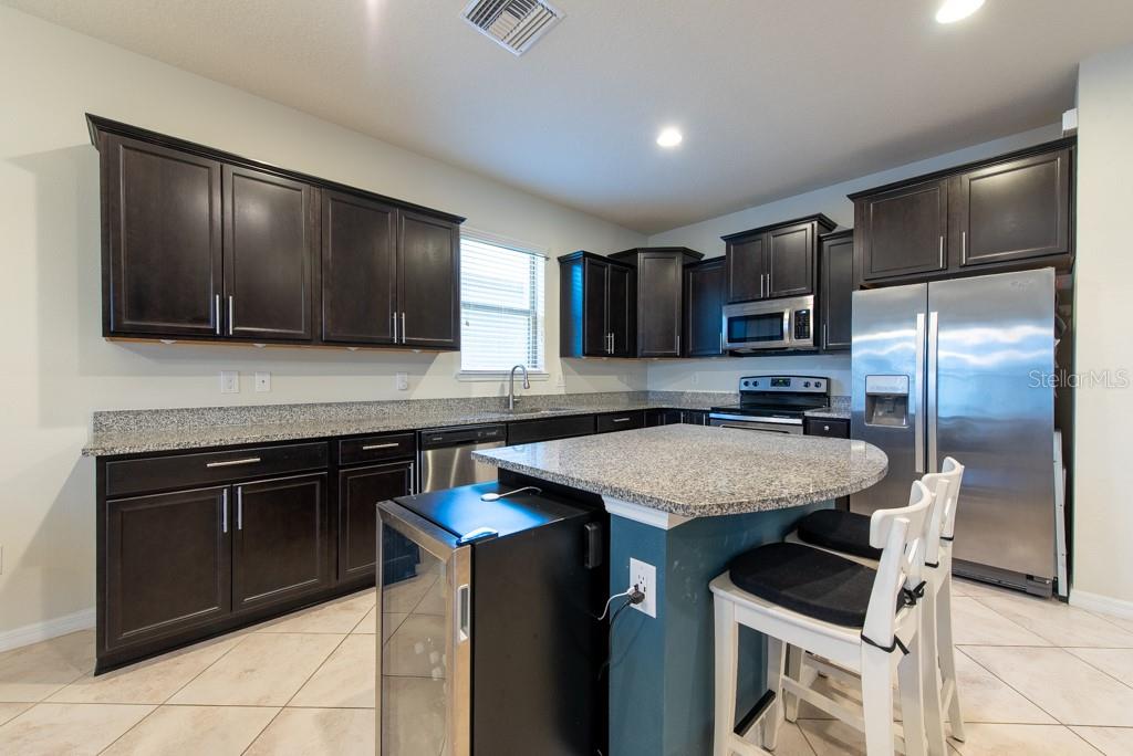 16313 TREASURE POINT DR, WIMAUMA, FL, 33598