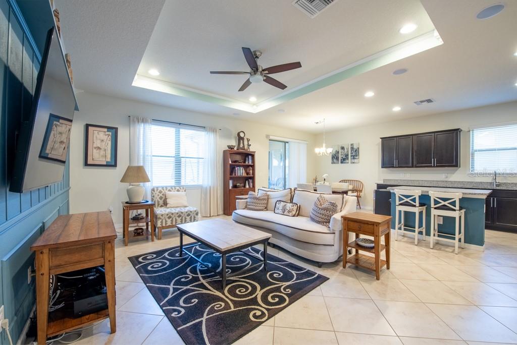 16313 TREASURE POINT DR, WIMAUMA, FL, 33598