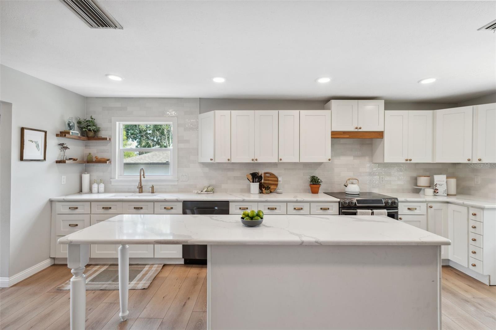 1700 BEACHWAY LN, ODESSA, FL, 33556