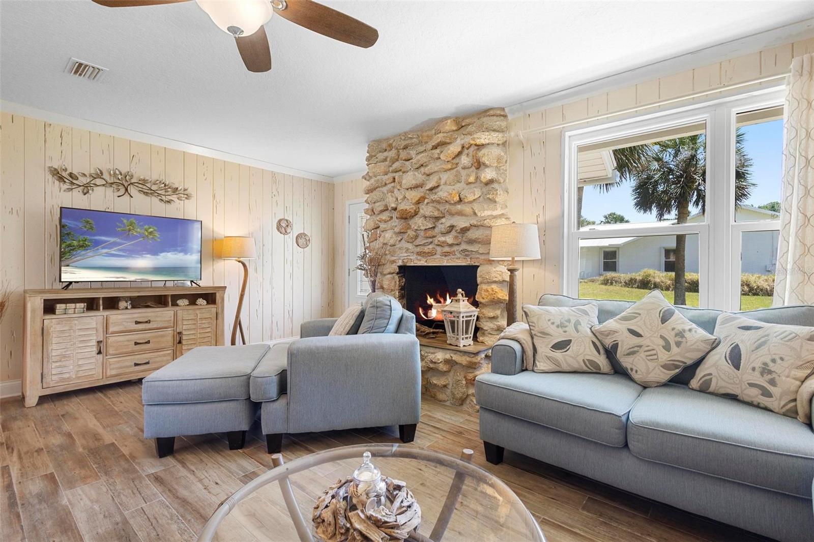 2413 S FLAGLER AVE, FLAGLER BEACH, FL, 32136