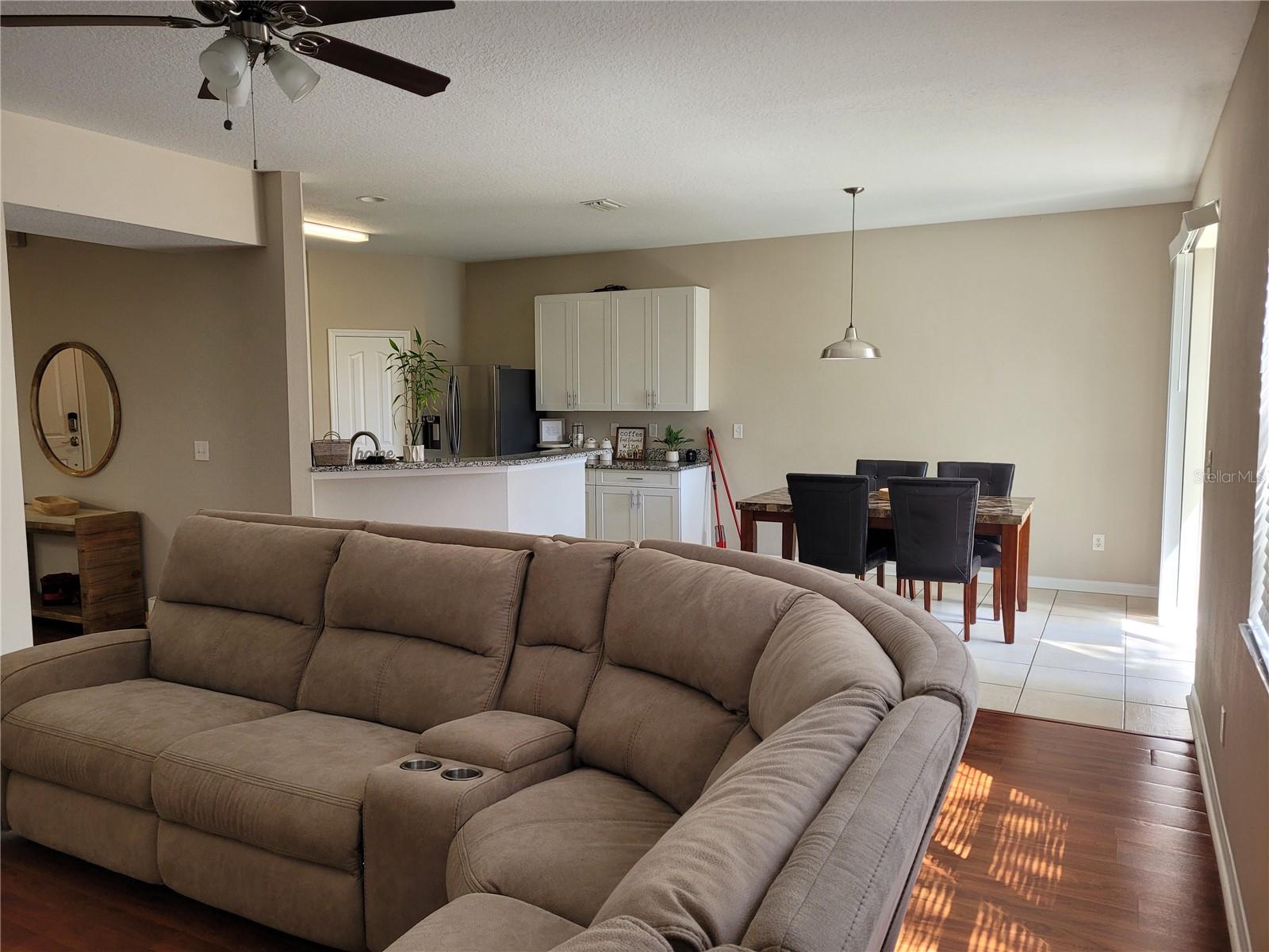 4633 WHITE BAY CIR, WESLEY CHAPEL, FL, 33545