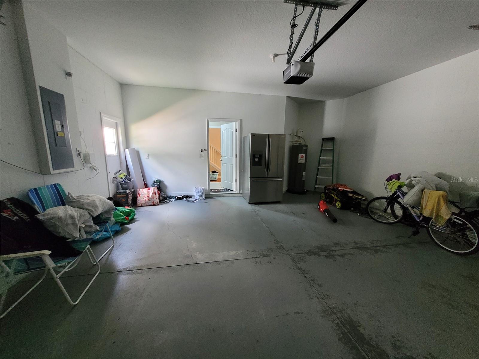 4633 WHITE BAY CIR, WESLEY CHAPEL, FL, 33545