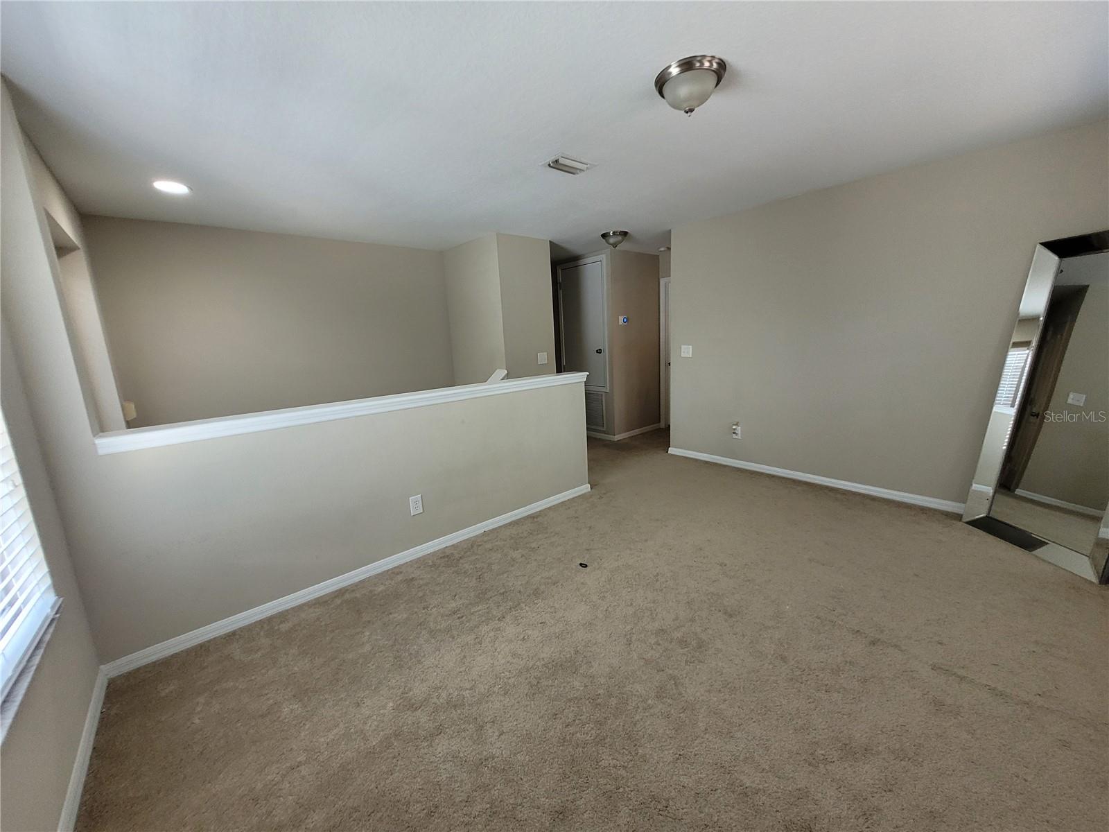 4633 WHITE BAY CIR, WESLEY CHAPEL, FL, 33545