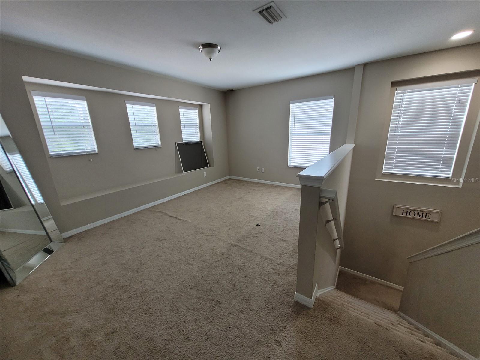 4633 WHITE BAY CIR, WESLEY CHAPEL, FL, 33545