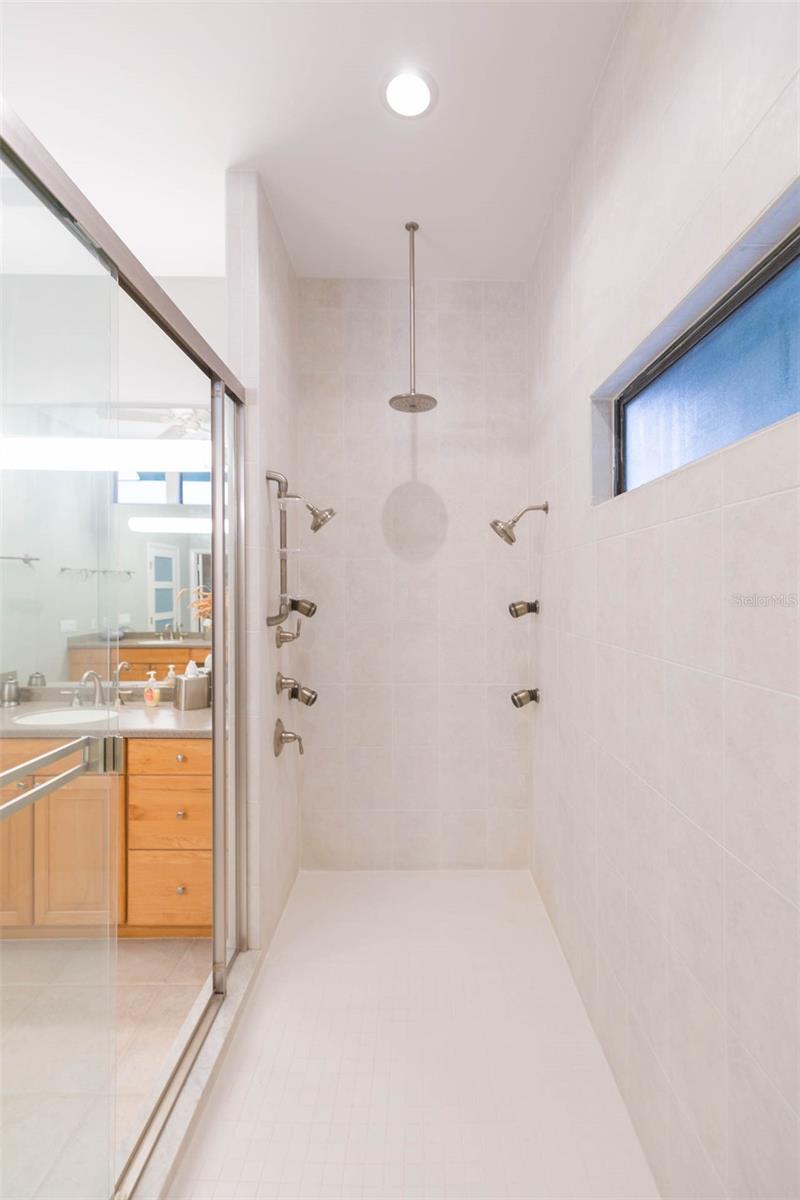 2020 W DEKLE AVE #C, TAMPA, FL, 33606