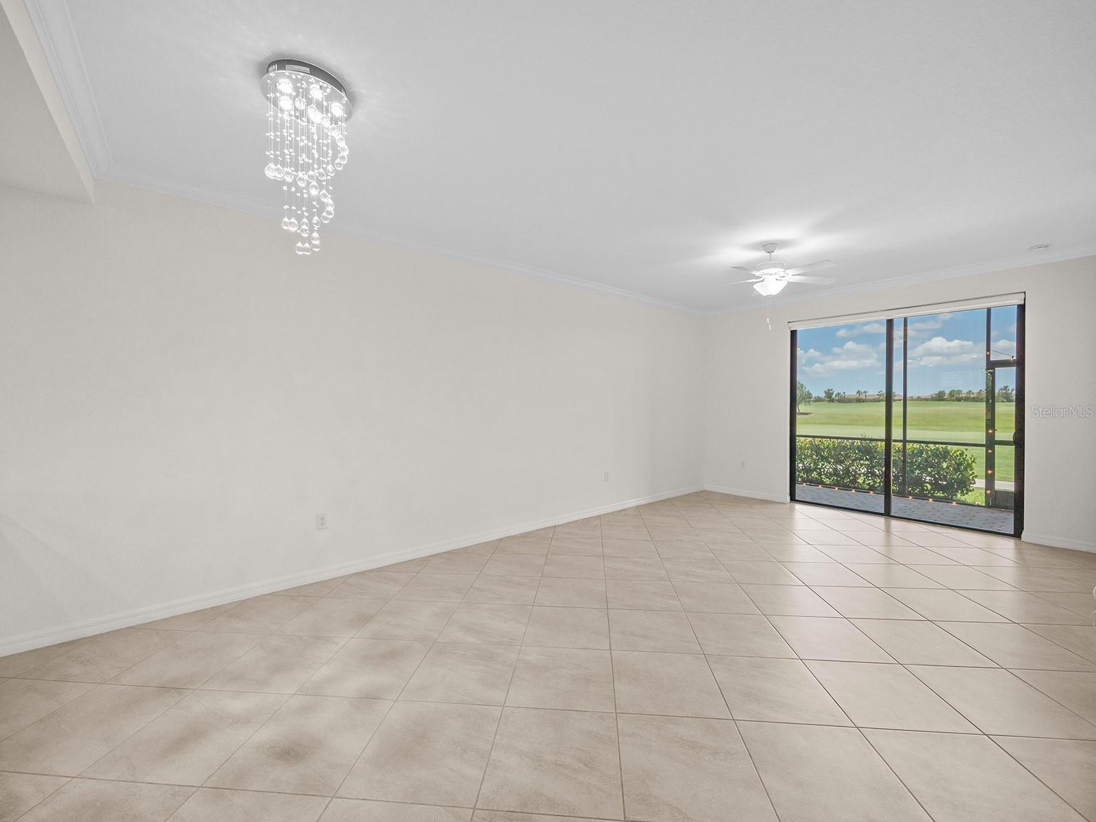 5694 PALMER CIR #105, LAKEWOOD RANCH, FL, 34211