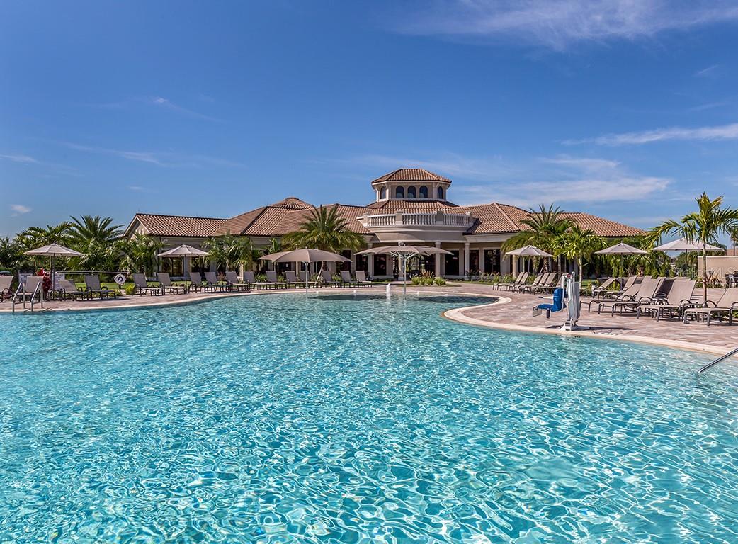 5694 PALMER CIR #105, LAKEWOOD RANCH, FL, 34211