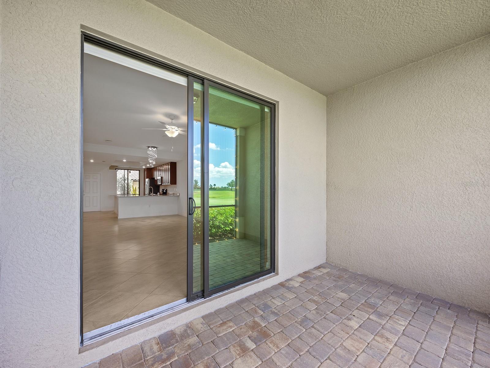 5694 PALMER CIR #105, LAKEWOOD RANCH, FL, 34211