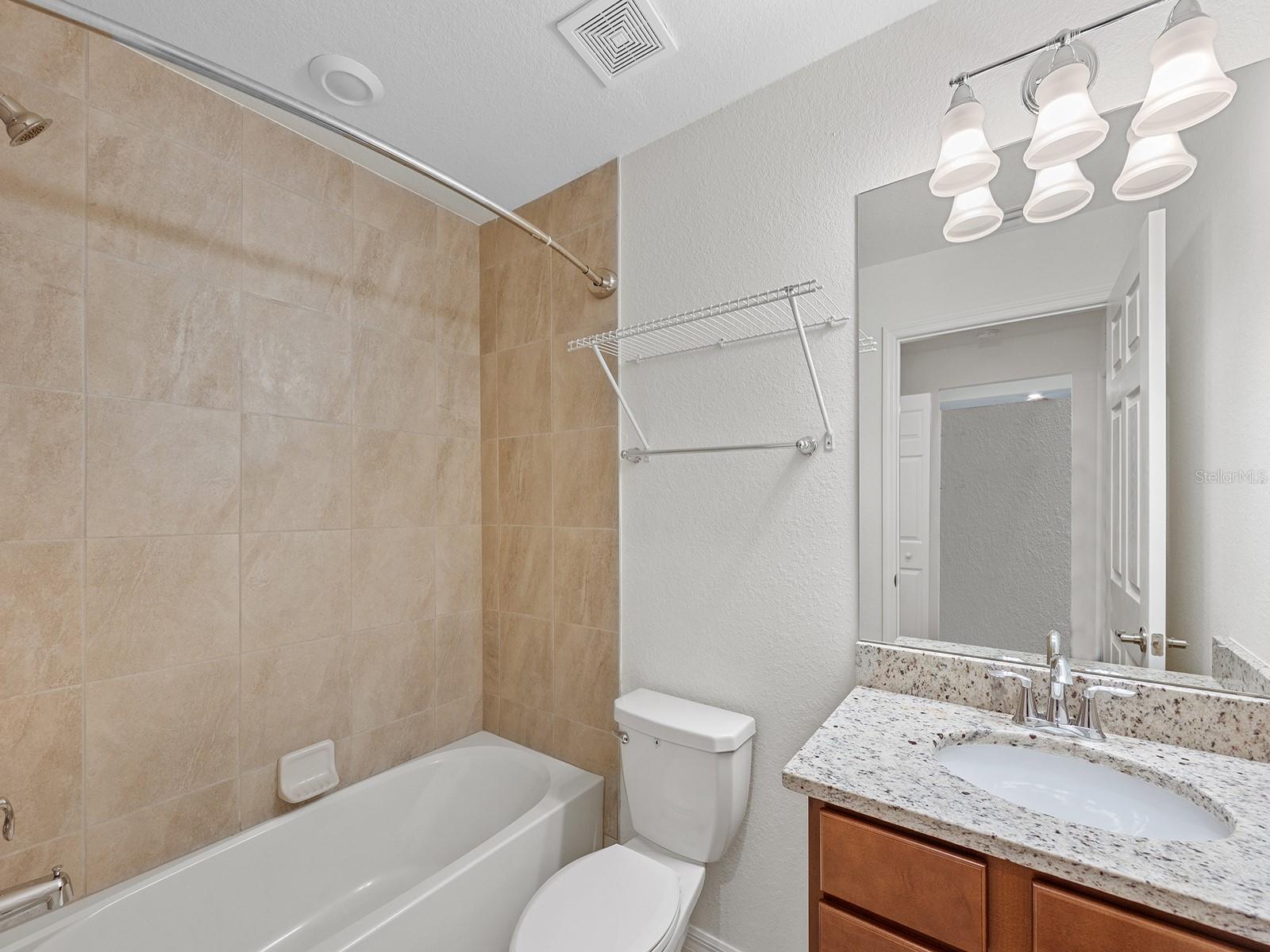 5694 PALMER CIR #105, LAKEWOOD RANCH, FL, 34211