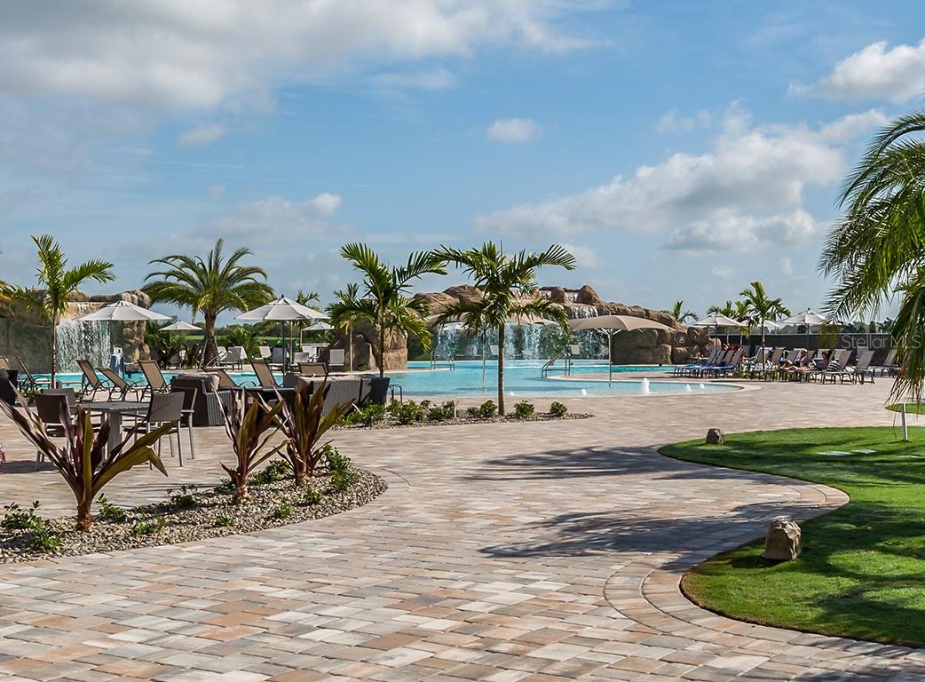 5694 PALMER CIR #105, LAKEWOOD RANCH, FL, 34211