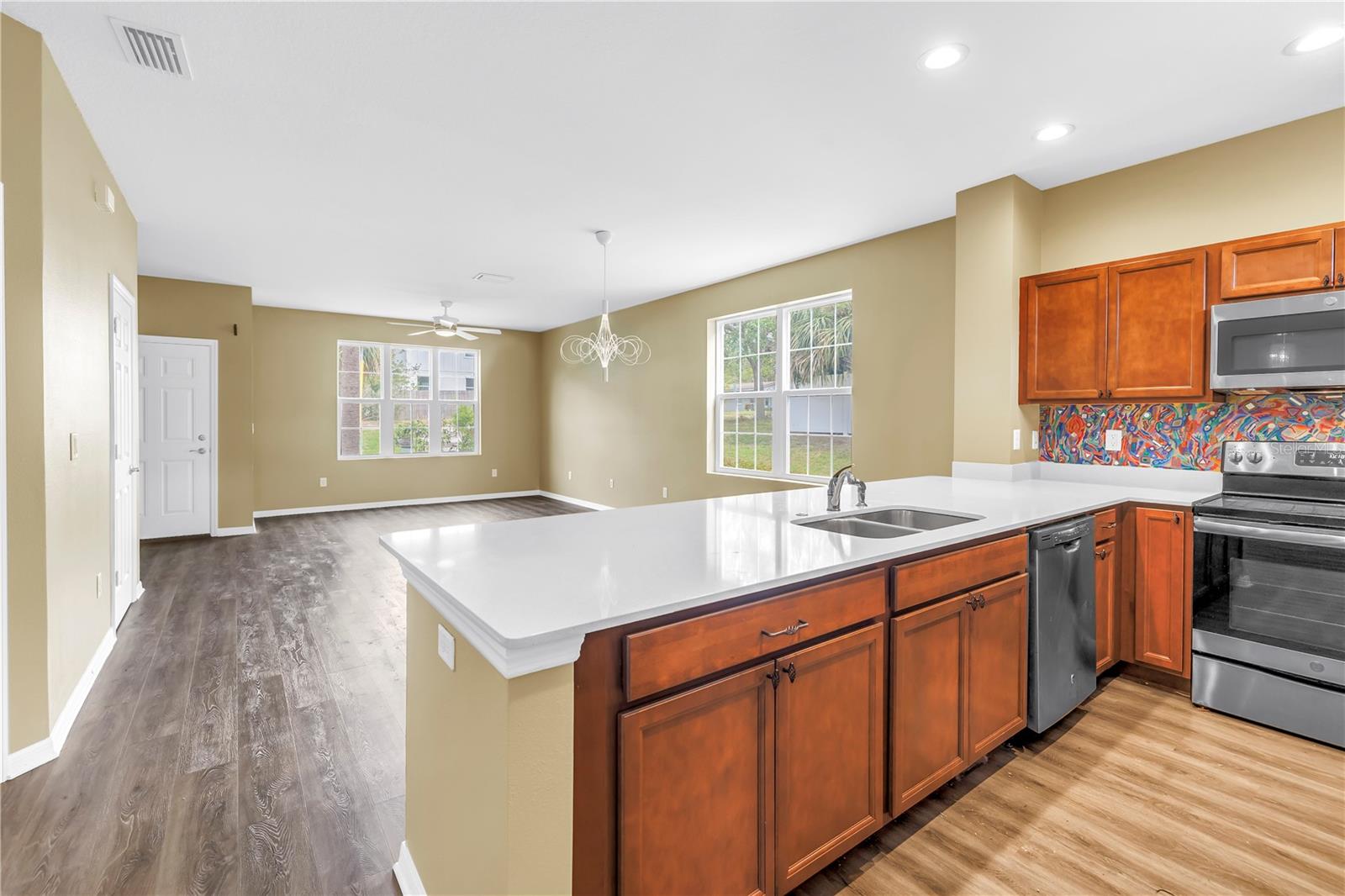 1116 MARTIN LUTHER KING JR AVE, DUNEDIN, FL, 34698