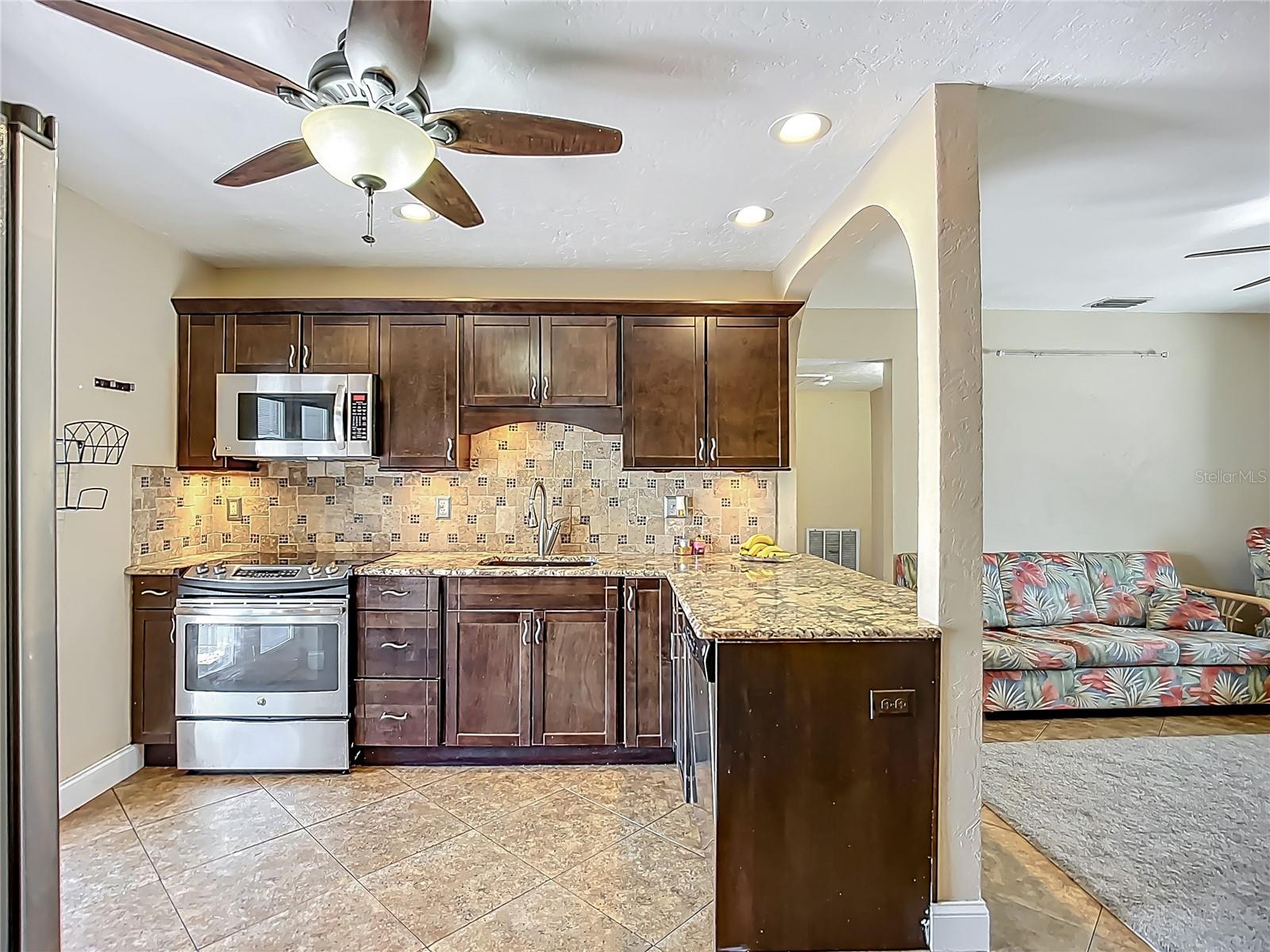 10931 110TH AVE, LARGO, FL, 33778