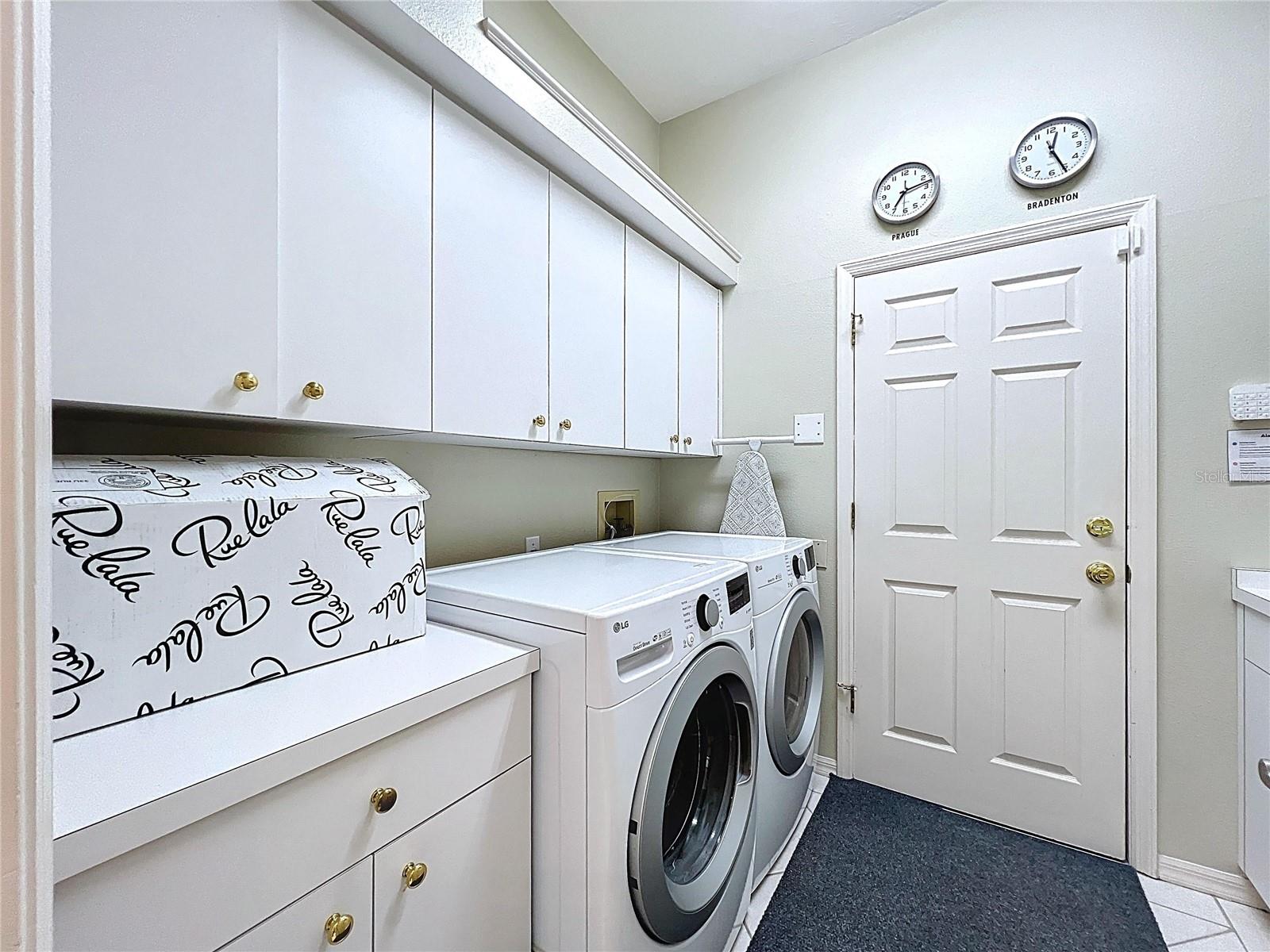 6924 CUMBERLAND TER, UNIVERSITY PARK, FL, 34201