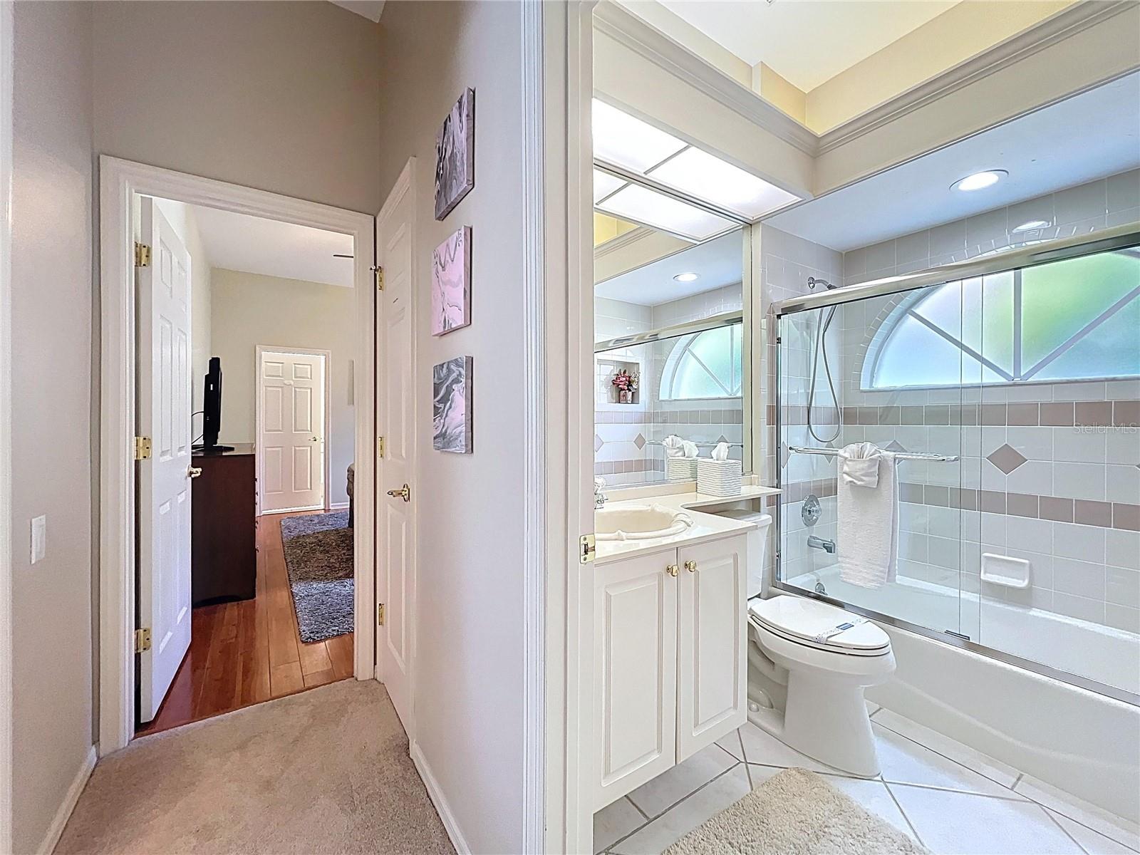 6924 CUMBERLAND TER, UNIVERSITY PARK, FL, 34201