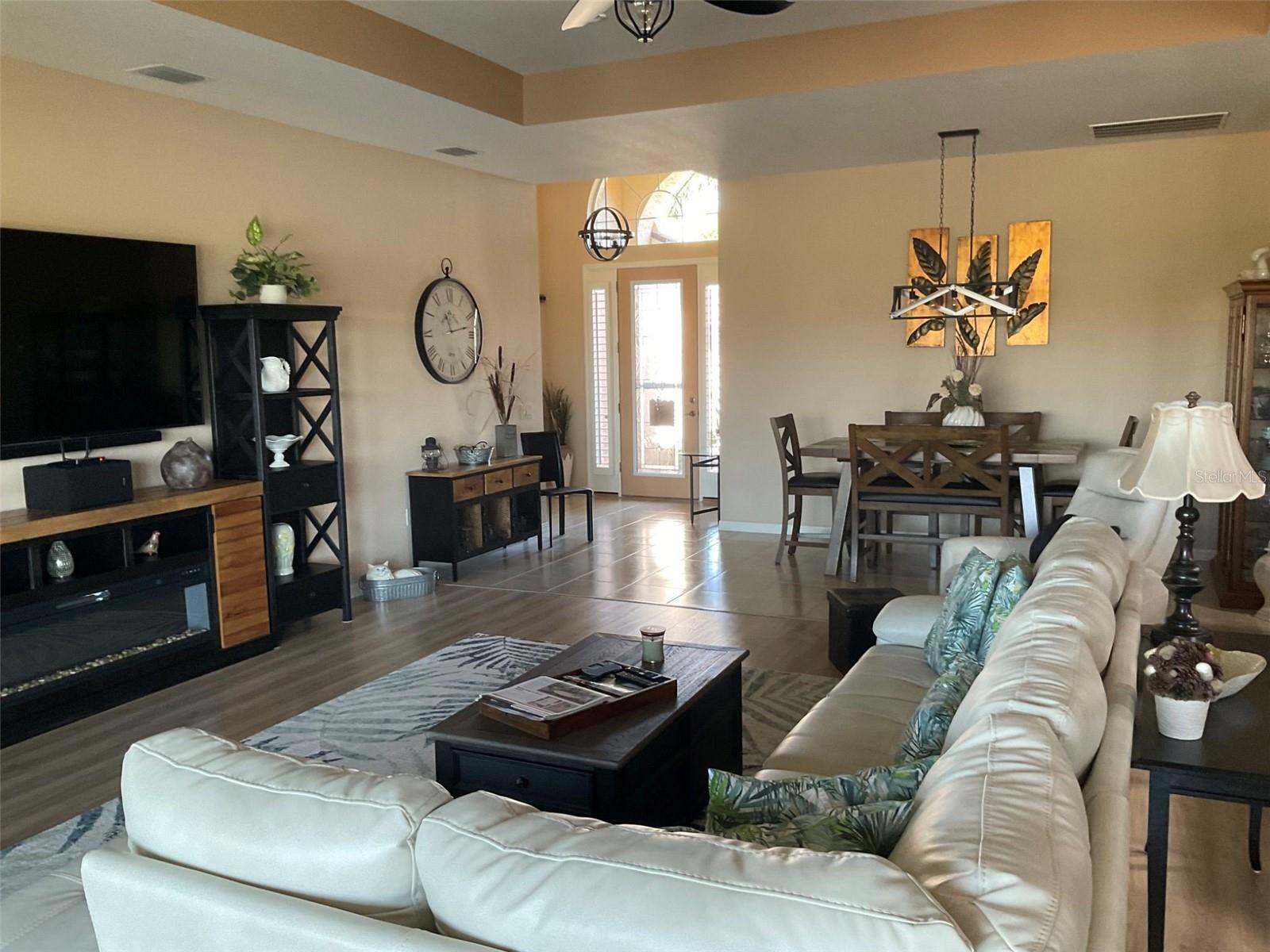 1415 COLONIAL CT, WINTER HAVEN, FL, 33884