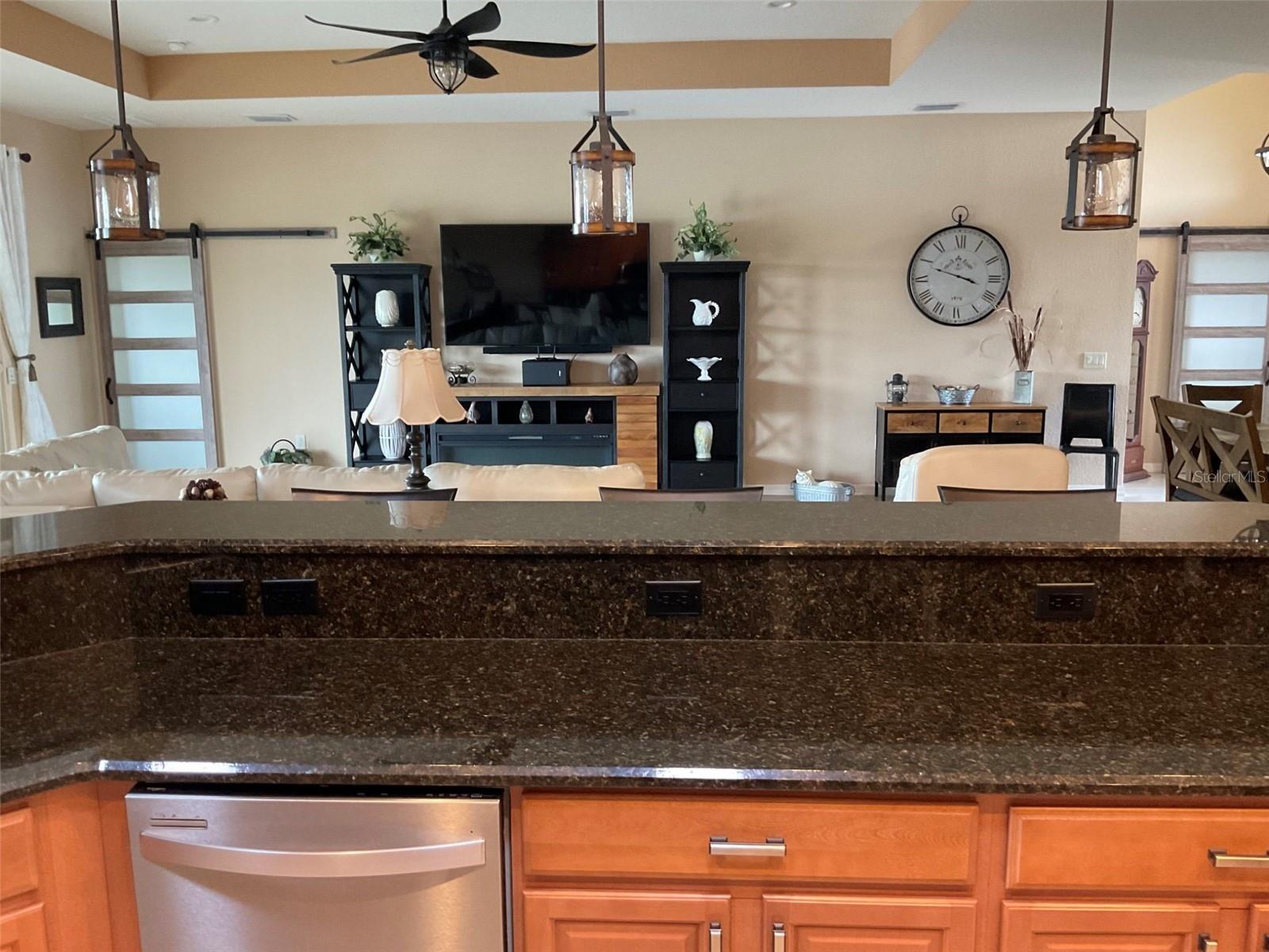 1415 COLONIAL CT, WINTER HAVEN, FL, 33884