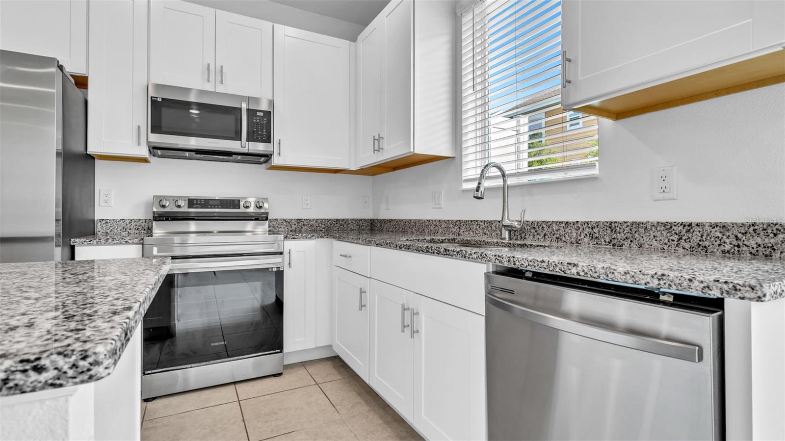 34186 CINDER WAY, WESLEY CHAPEL, FL, 33545