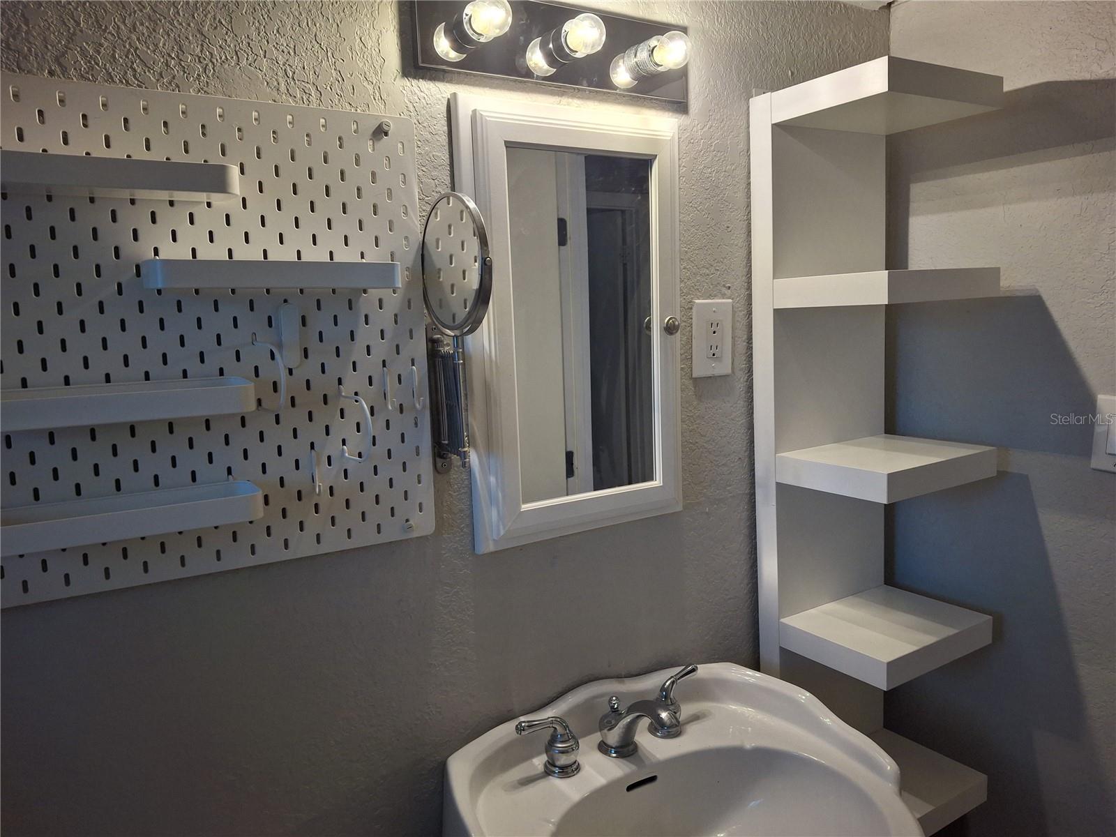 921 NEUSE AVE, ORLANDO, FL, 32804