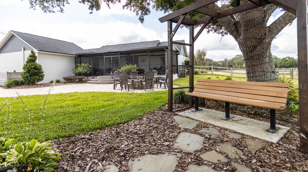 812 JAMESON RD, LITHIA, FL, 33547