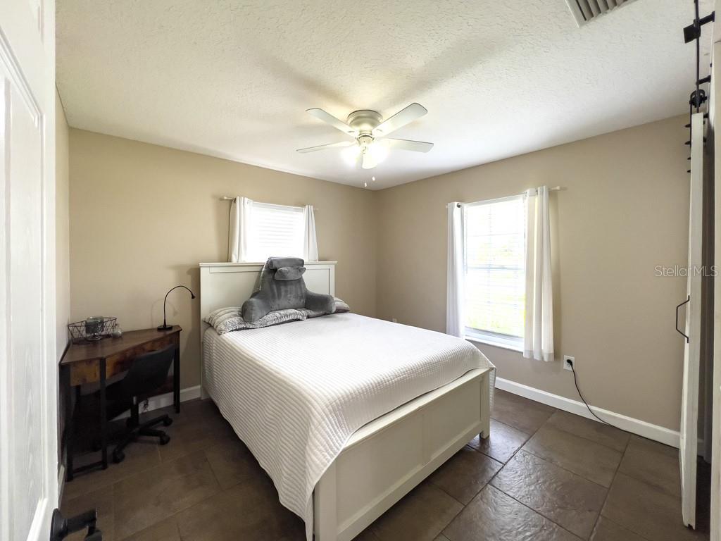 812 JAMESON RD, LITHIA, FL, 33547
