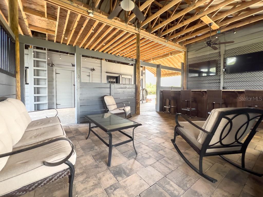 812 JAMESON RD, LITHIA, FL, 33547