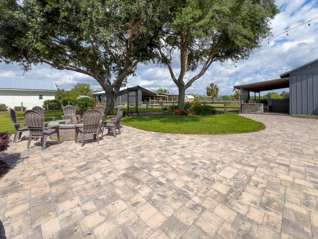 812 JAMESON RD, LITHIA, FL, 33547