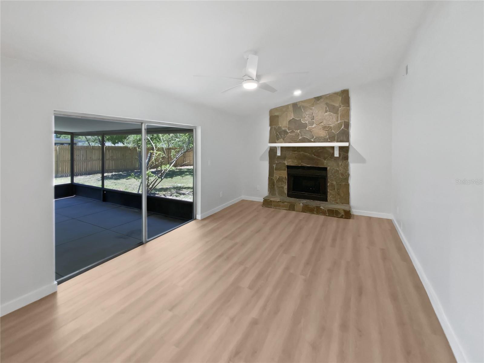 5028 OAKSHIRE DR, TAMPA, FL, 33625