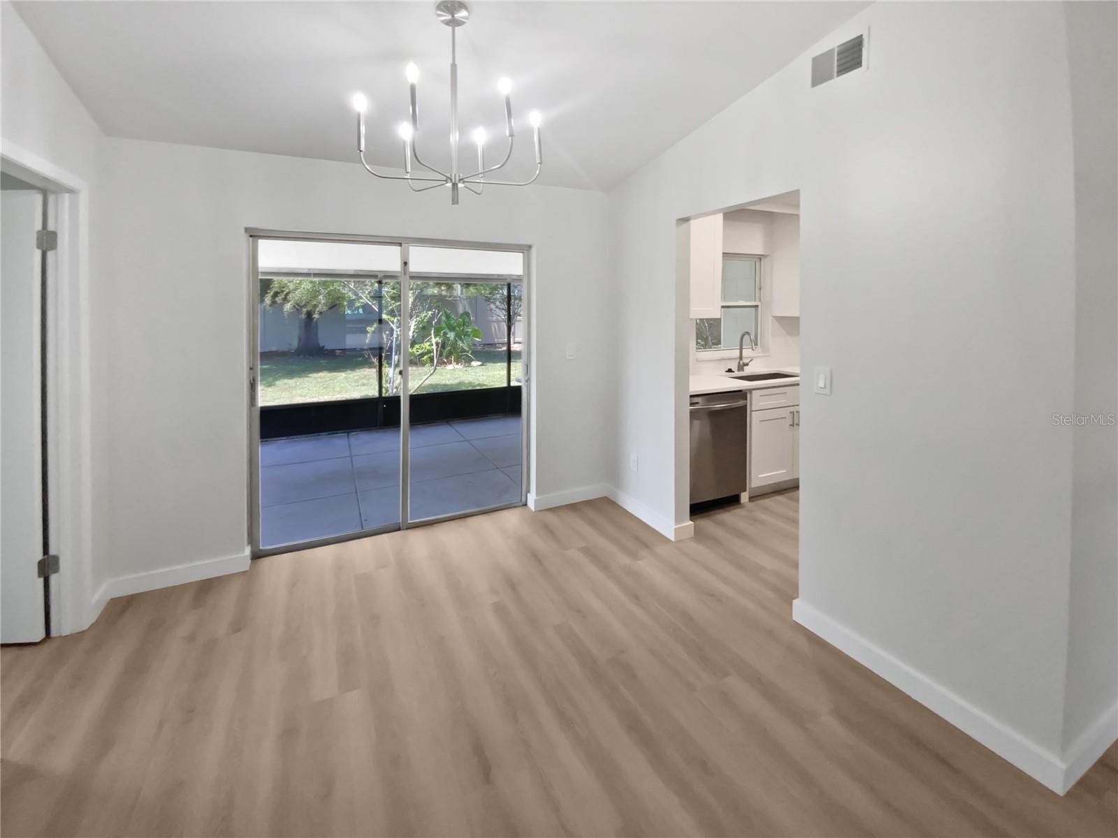 5028 OAKSHIRE DR, TAMPA, FL, 33625