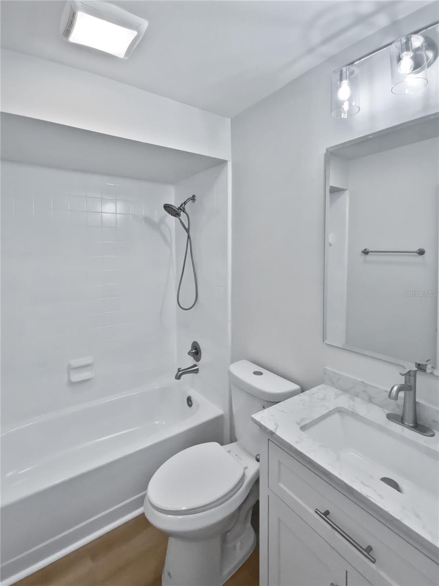 5028 OAKSHIRE DR, TAMPA, FL, 33625