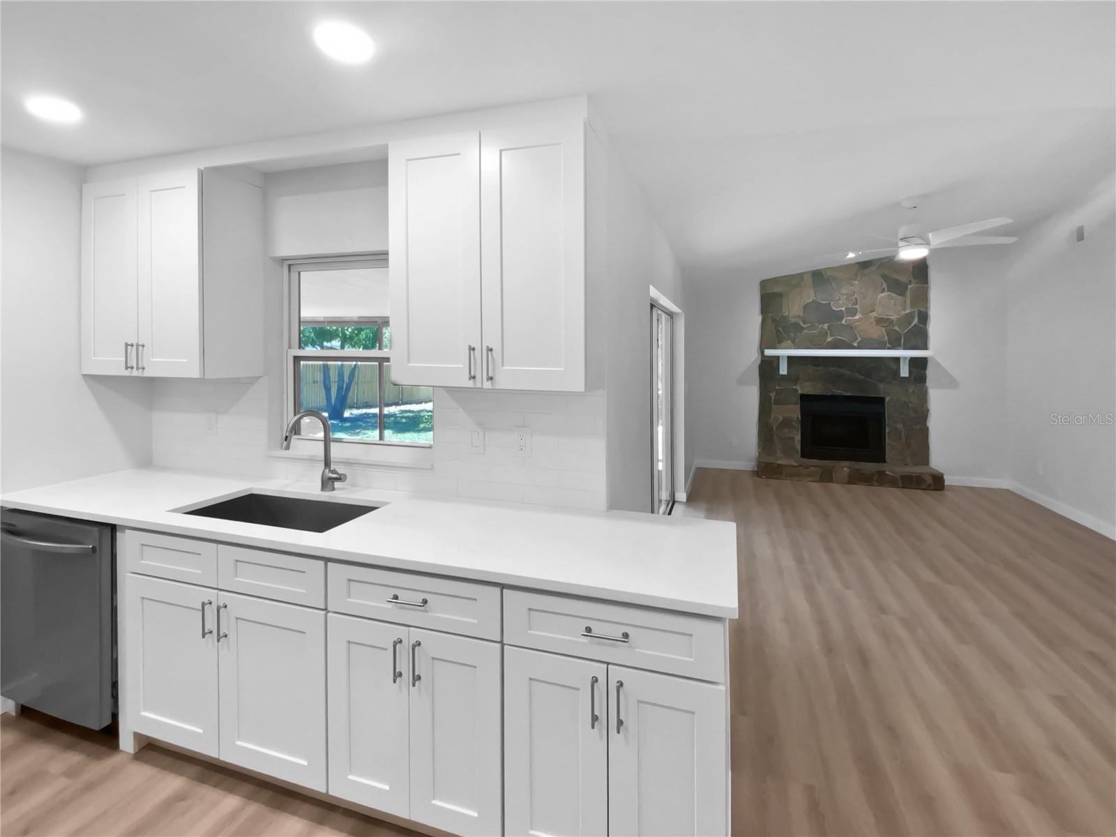 5028 OAKSHIRE DR, TAMPA, FL, 33625