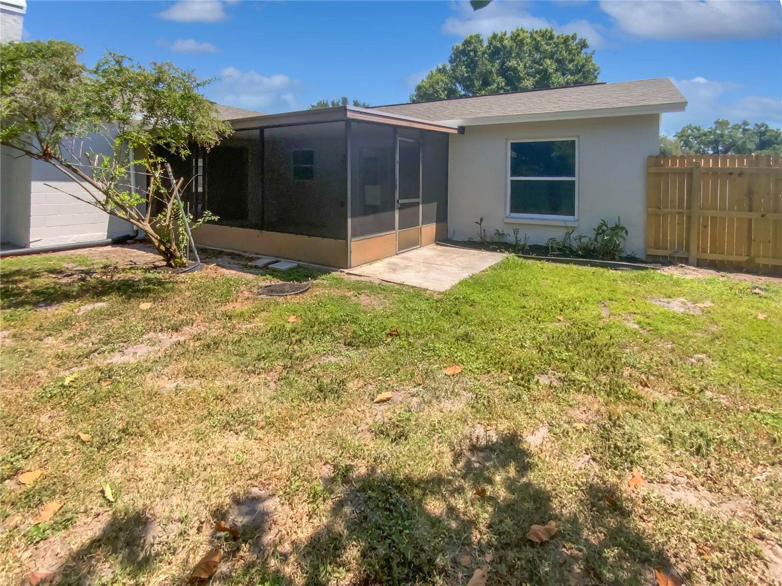 5028 OAKSHIRE DR, TAMPA, FL, 33625