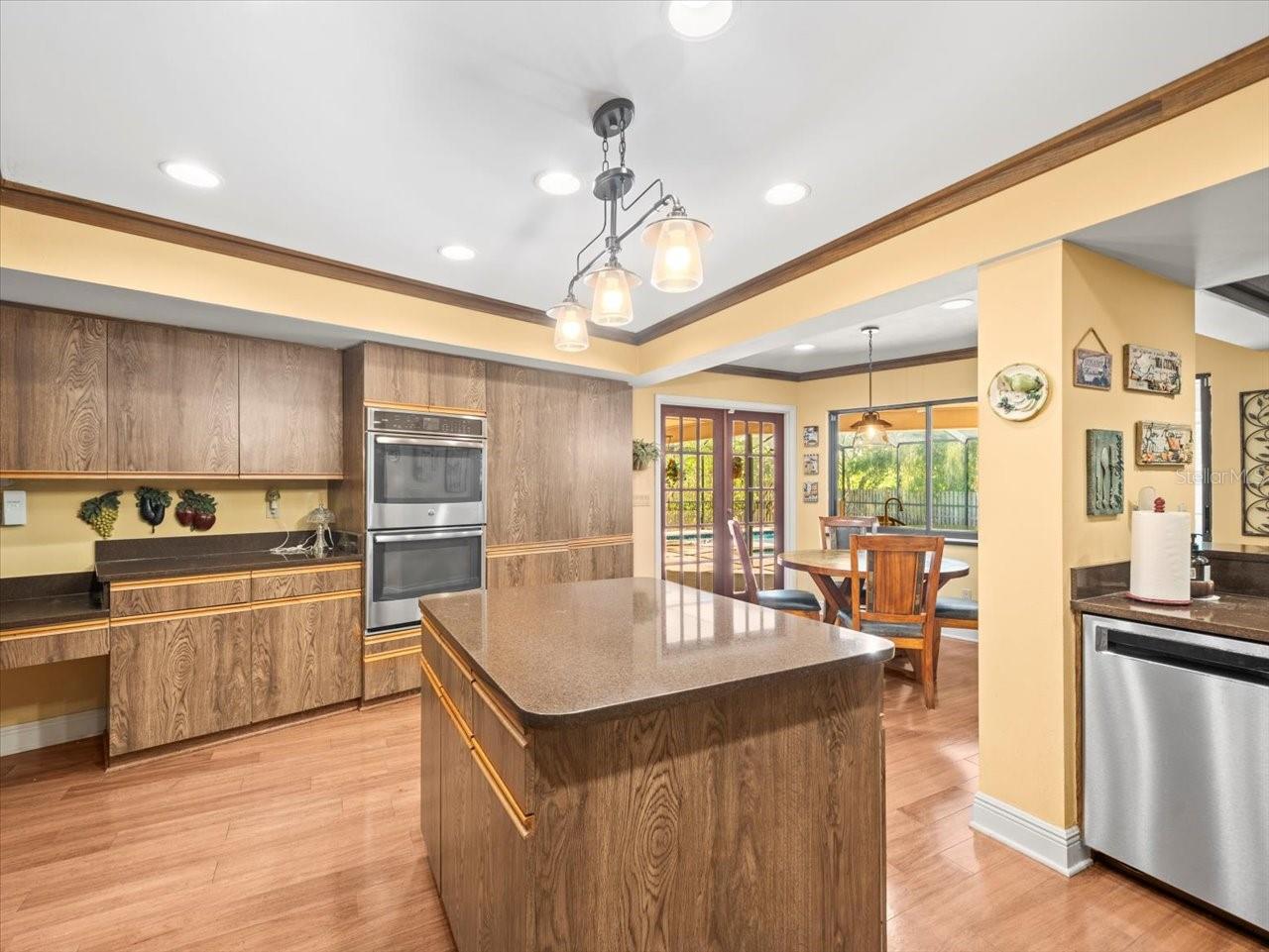 3309 WESTMORELAND DR, TAMPA, FL, 33618