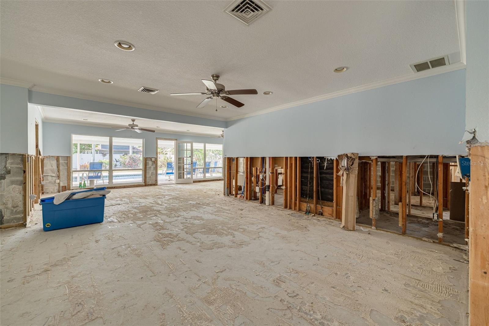 219 MIRAMAR BLVD NE, ST PETERSBURG, FL, 33704