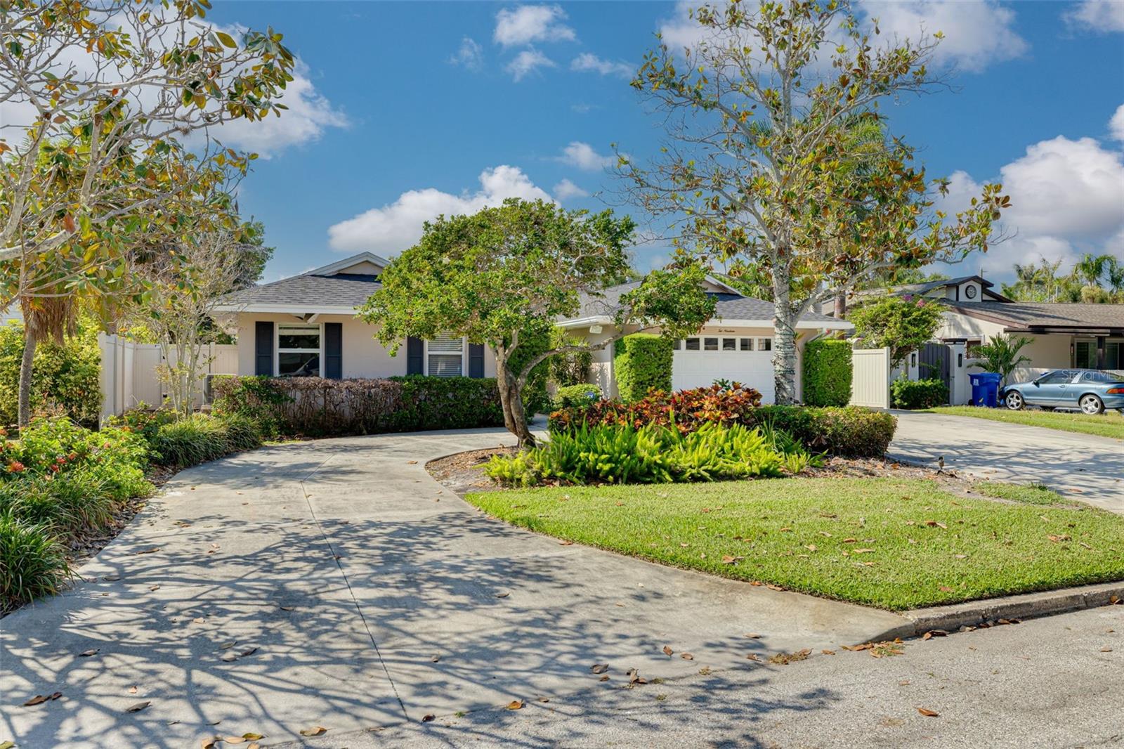 219 MIRAMAR BLVD NE, ST PETERSBURG, FL, 33704