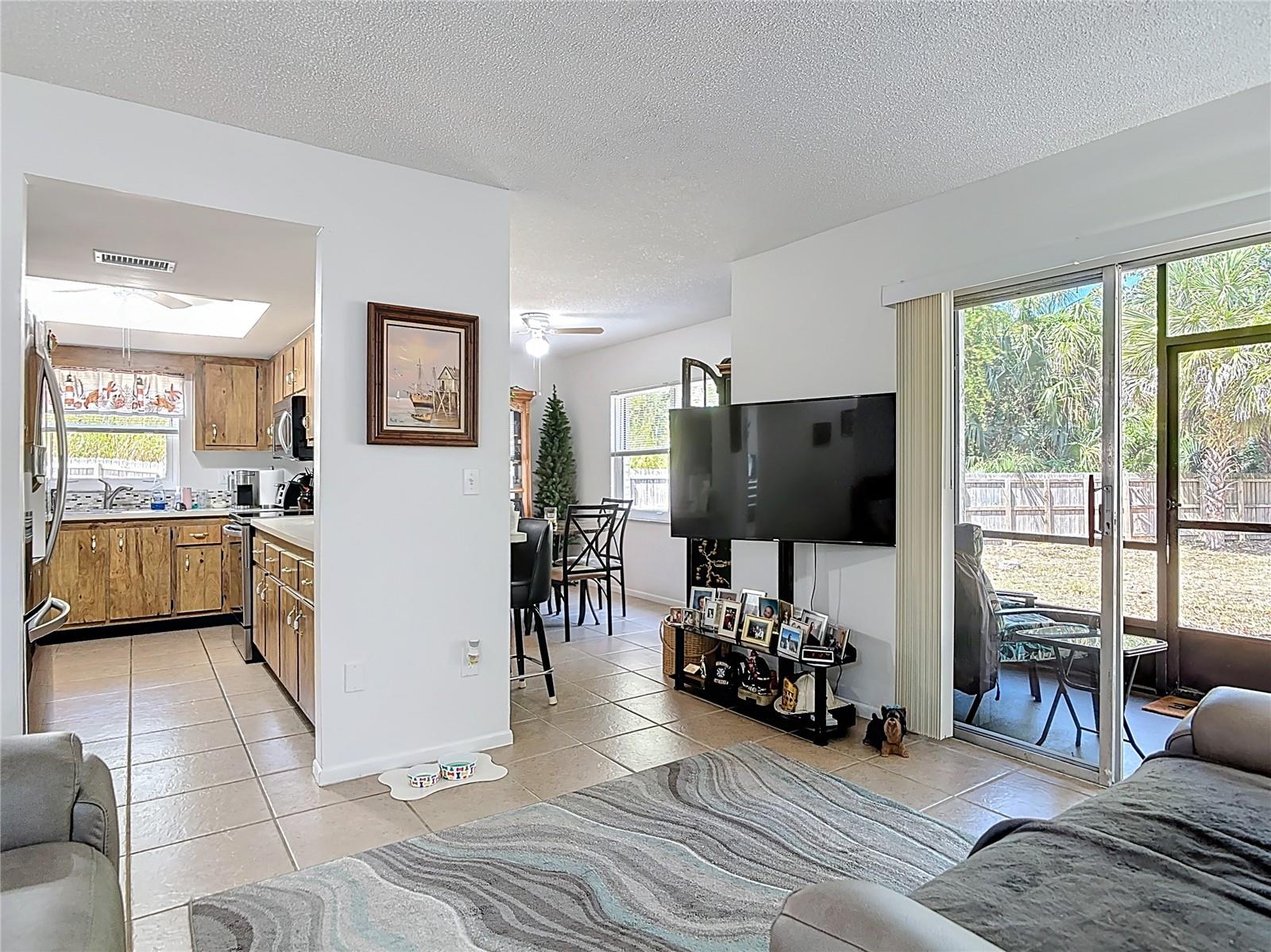 420 BANANA CAY DR #A, SOUTH DAYTONA, FL, 32119