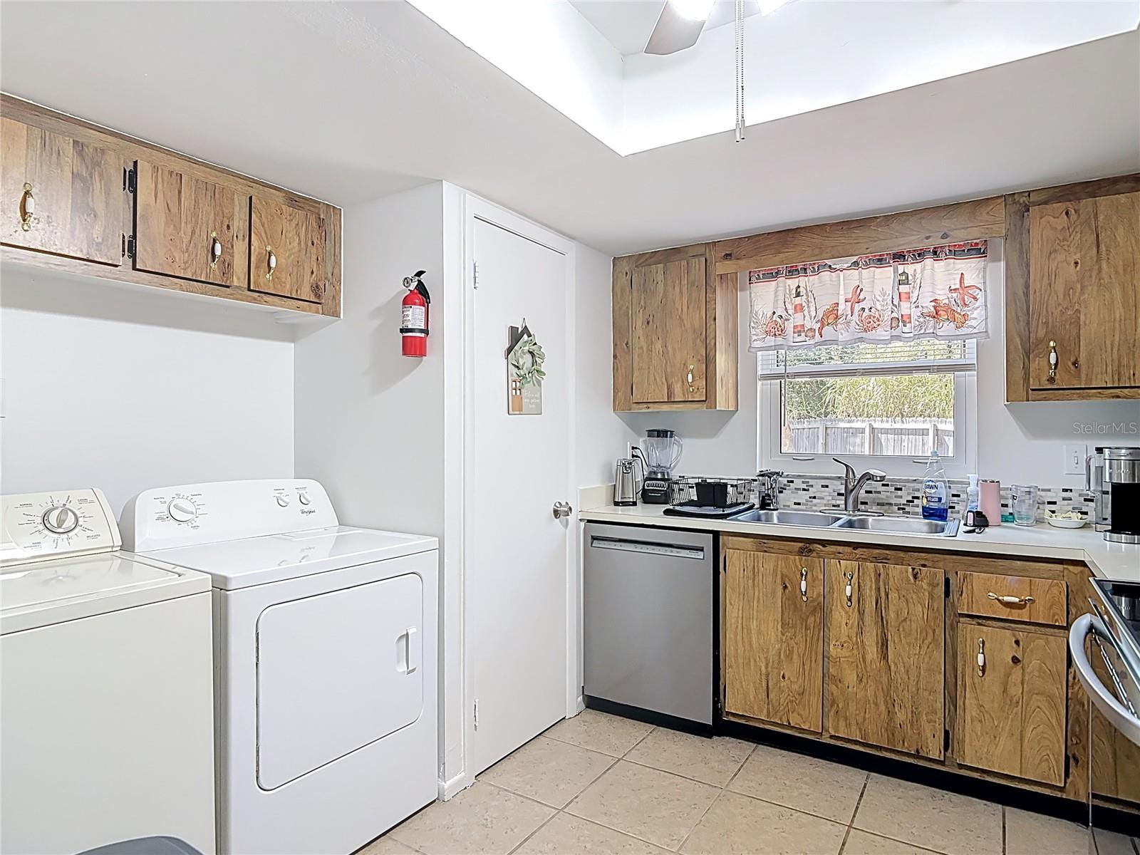 420 BANANA CAY DR #A, SOUTH DAYTONA, FL, 32119