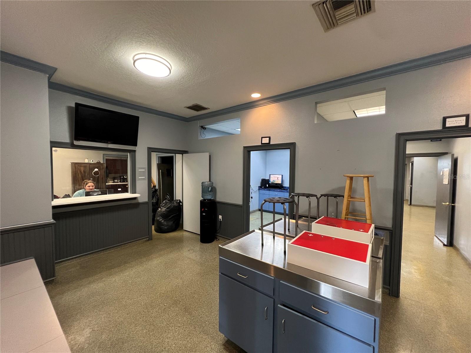 693 W LUMSDEN RD, BRANDON, FL, 33511