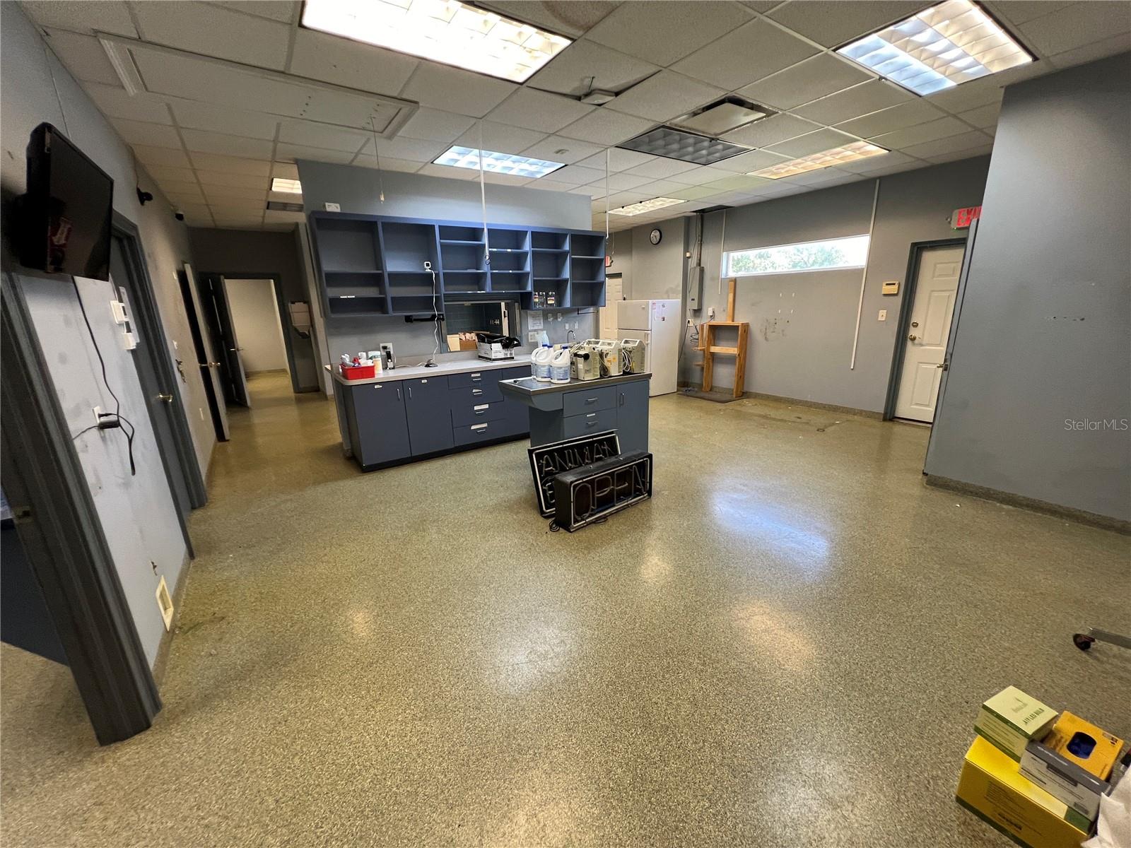 693 W LUMSDEN RD, BRANDON, FL, 33511