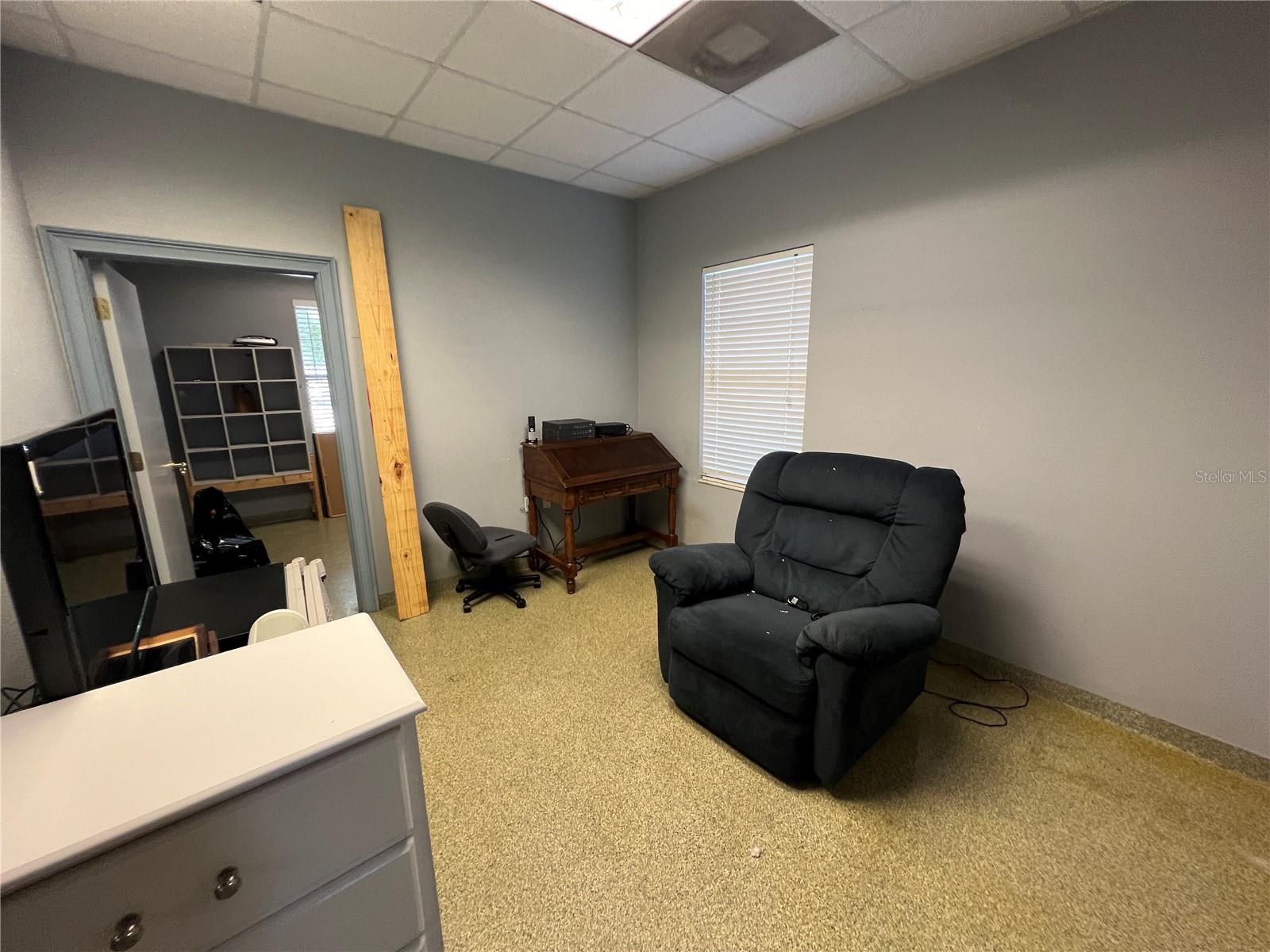 693 W LUMSDEN RD, BRANDON, FL, 33511