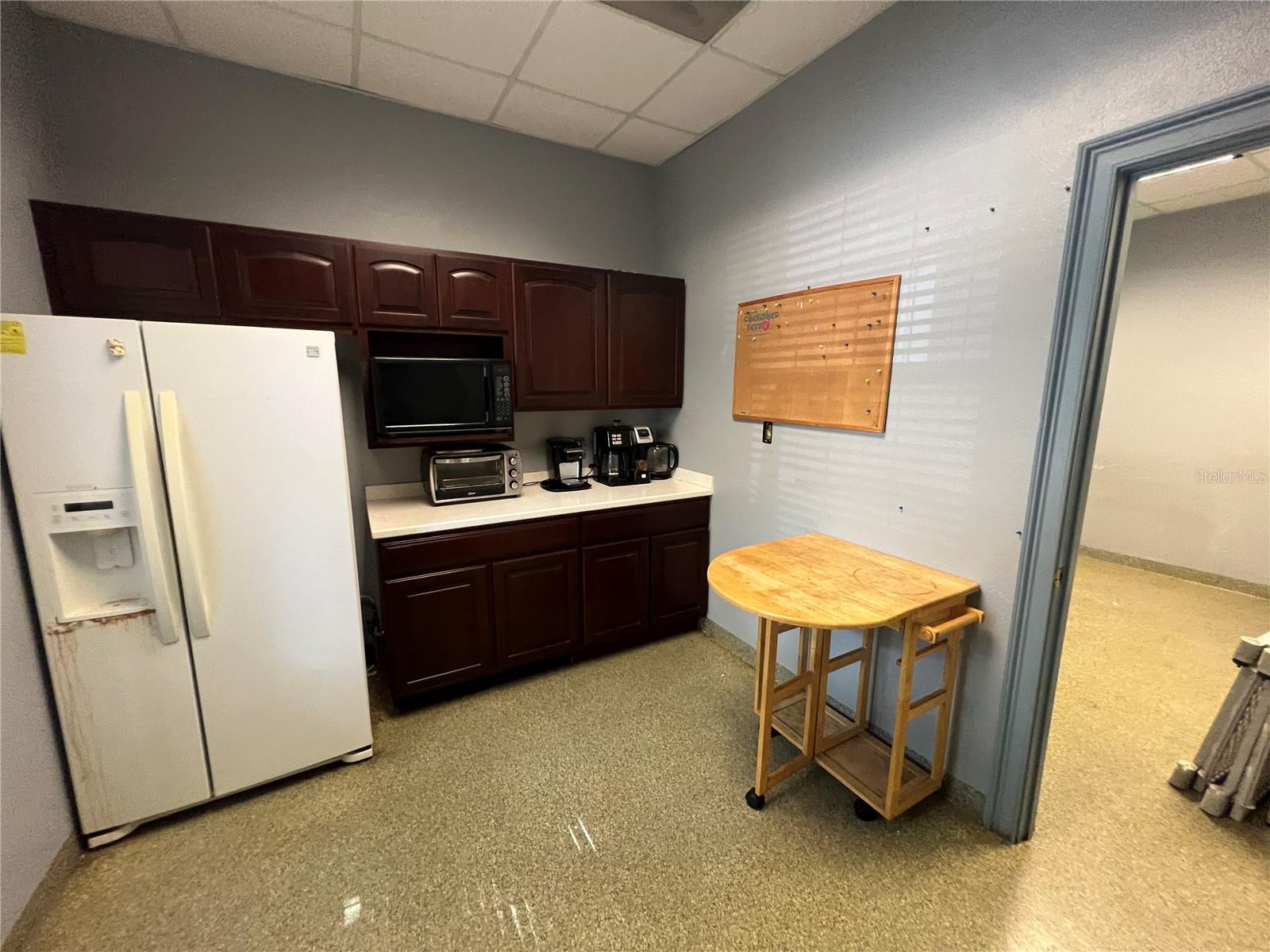 693 W LUMSDEN RD, BRANDON, FL, 33511