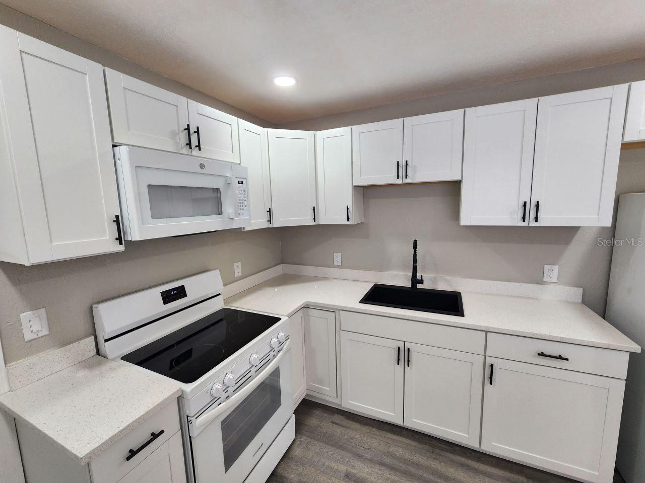 1205 62ND AVE E, BRADENTON, FL, 34203