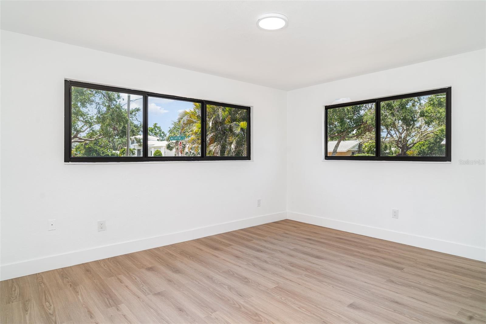 2239 WORRINGTON ST, SARASOTA, FL, 34231