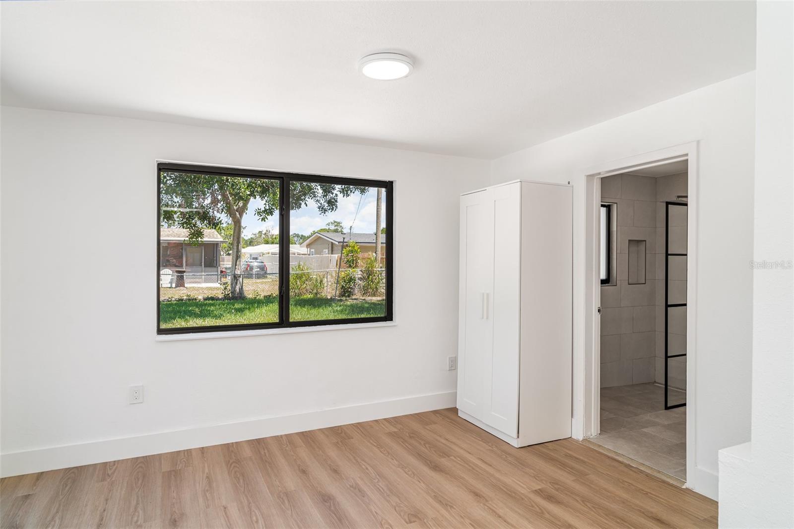 2239 WORRINGTON ST, SARASOTA, FL, 34231